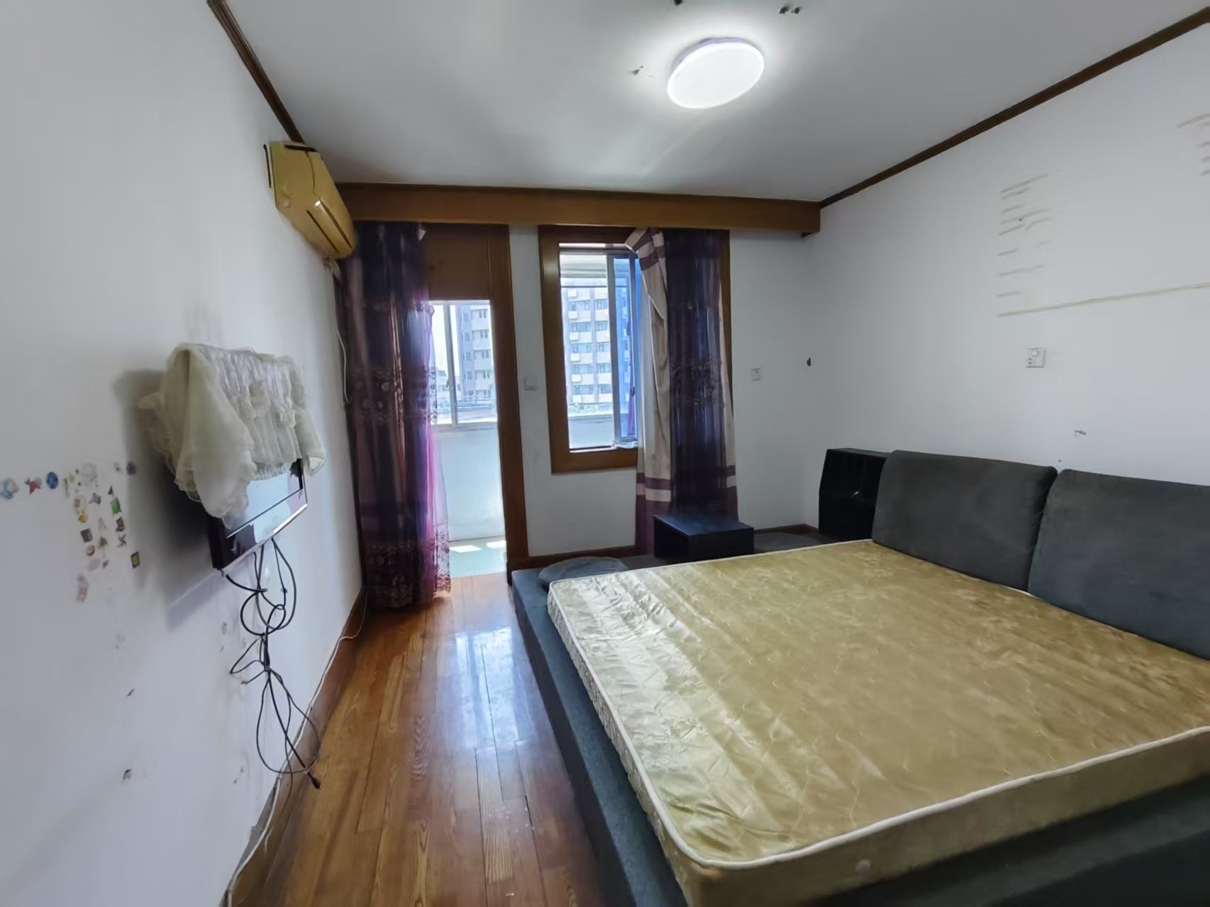 万象西园 1室1厅1卫 44m&sup2;