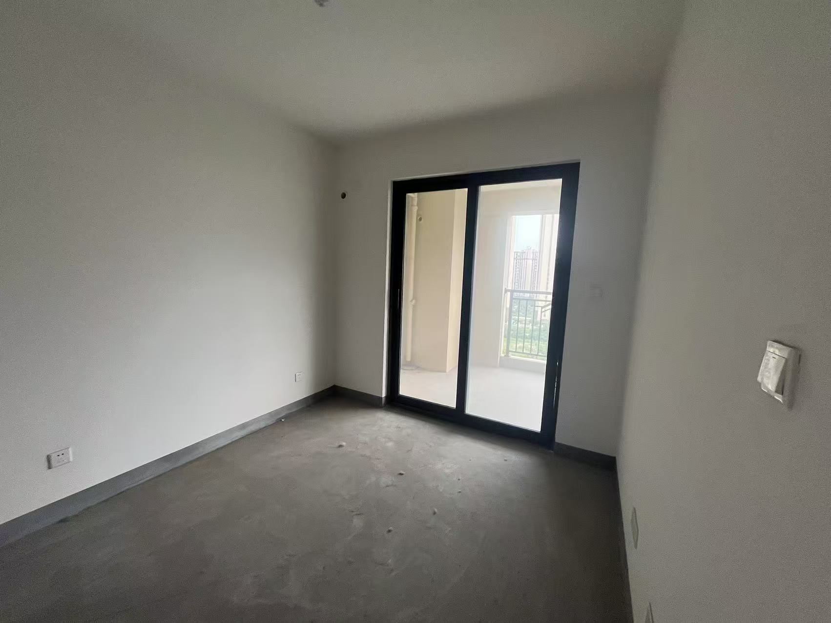 招商新城雍景湾 4室2厅2卫 127m&sup2;