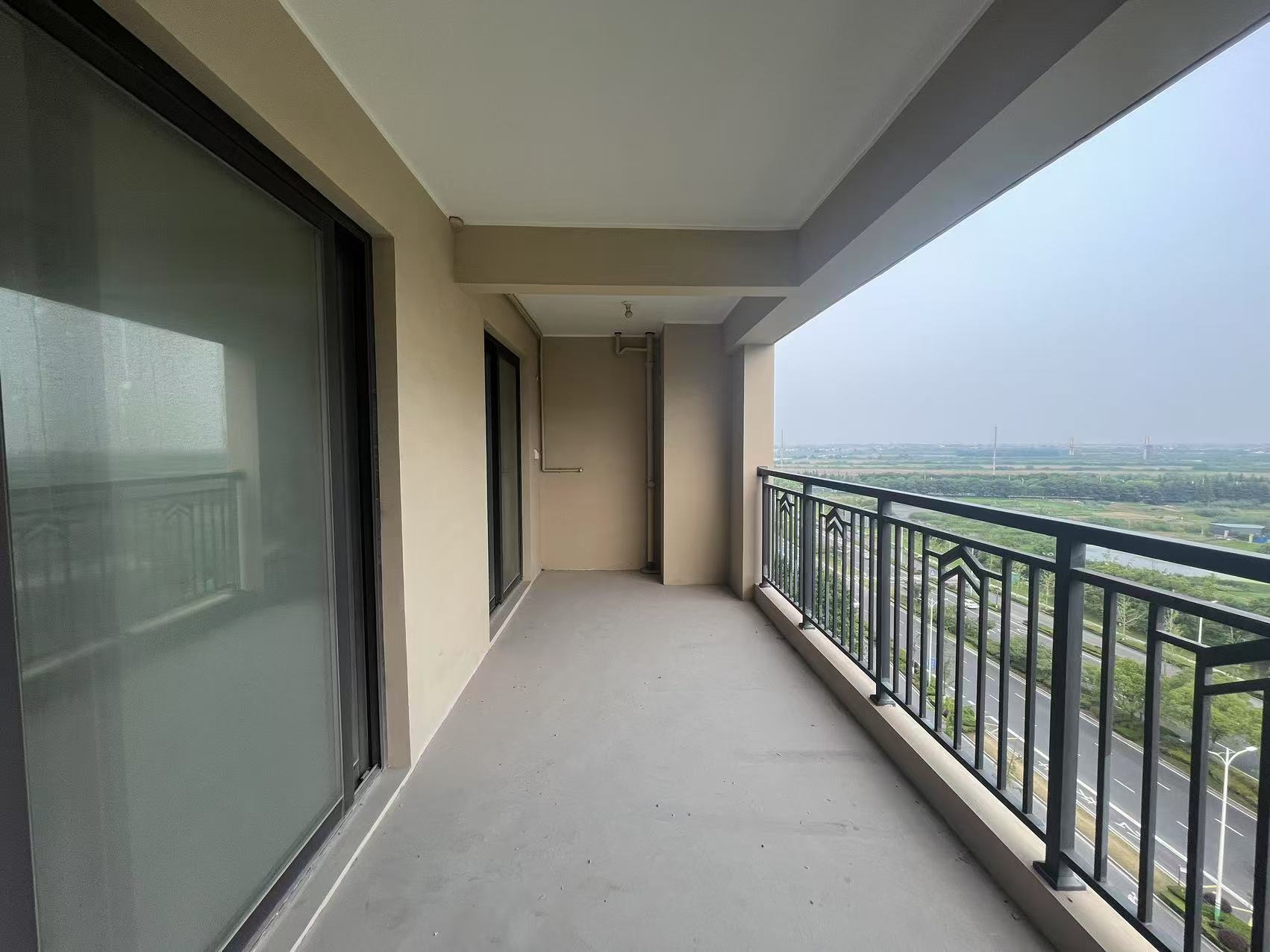招商新城雍景湾 4室2厅2卫 127m&sup2;
