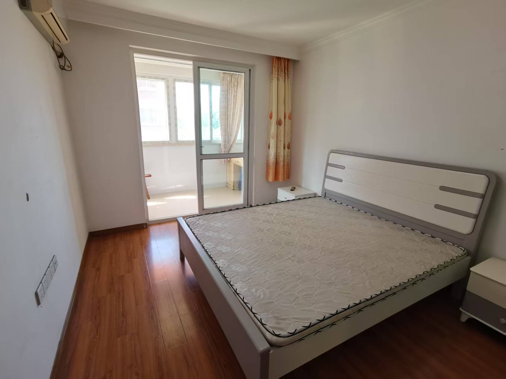 五山新苑 2室1厅1卫 75m&sup2;