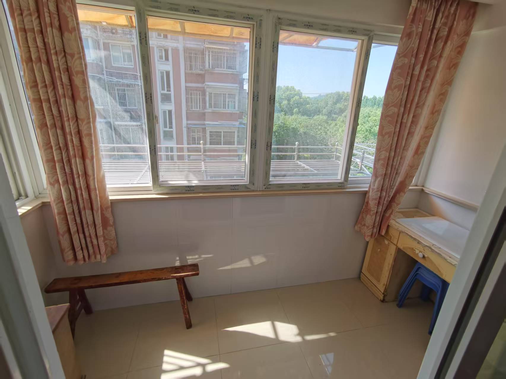 五山新苑 2室1厅1卫 75m&sup2;