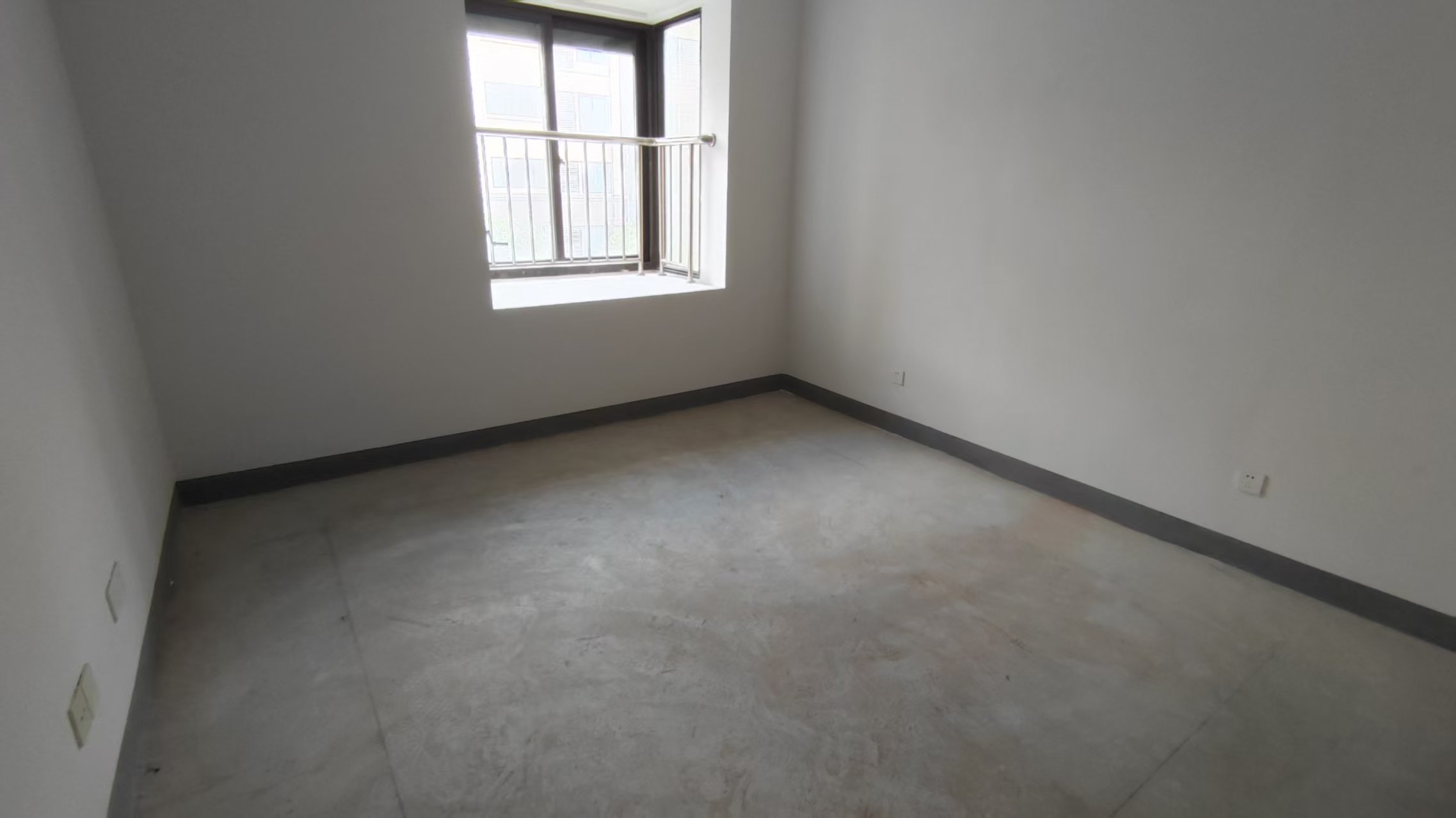 山芝庄新苑 3室1厅1卫 115.48m&sup2;
