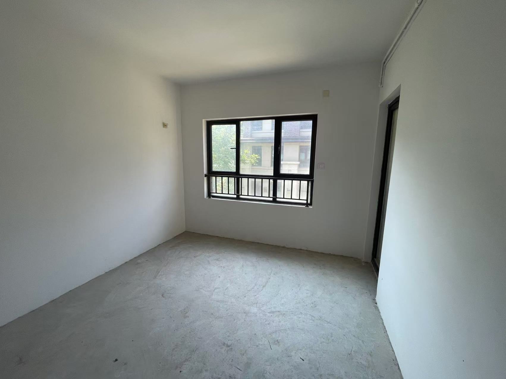 盛和九里香堤二期 5室3厅3卫 295m&sup2;