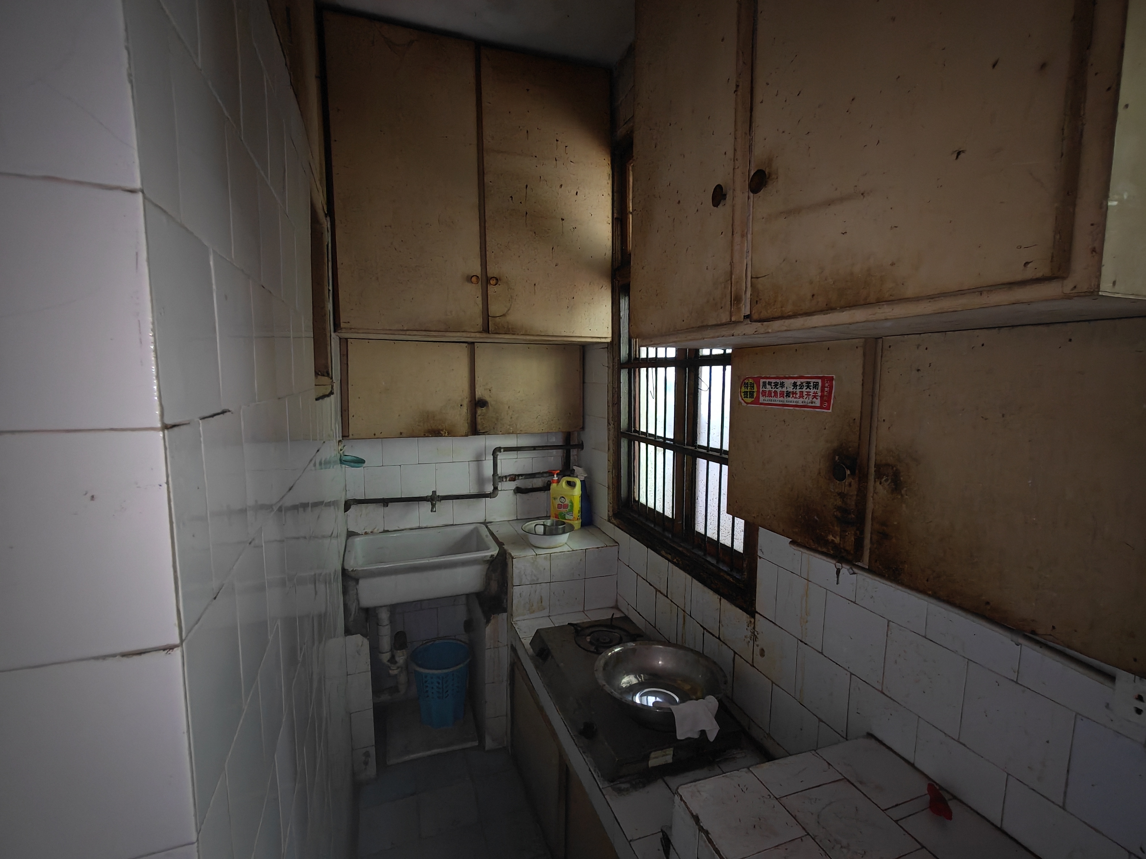 人民中路62号 1室0厅1卫 35.00m&sup2;