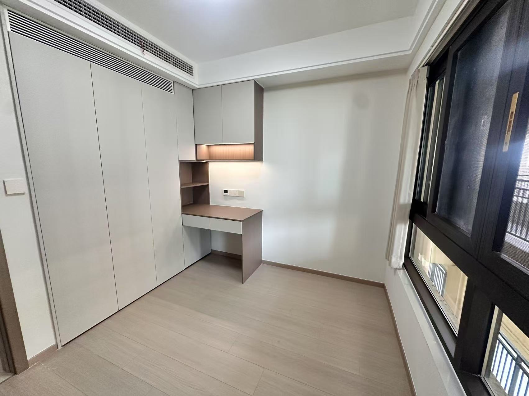 世茂九龙庭 3室2厅1卫 89m&sup2;