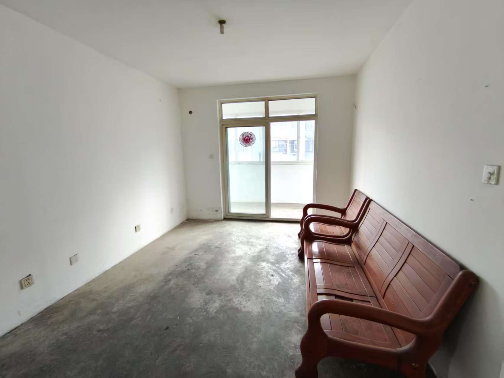 城山花园 3室2厅1卫 107.26m²