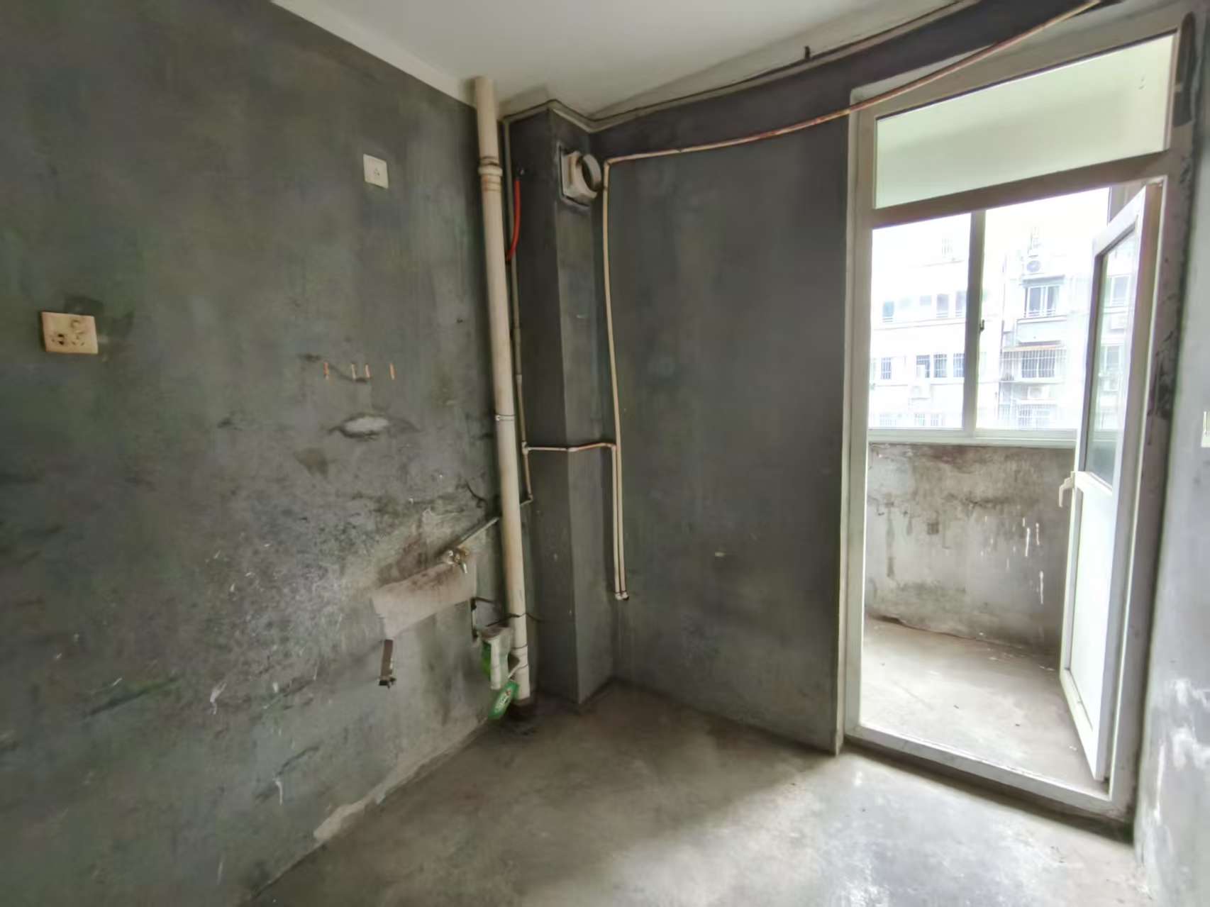 城山花园 3室2厅1卫 107.26m&sup2;