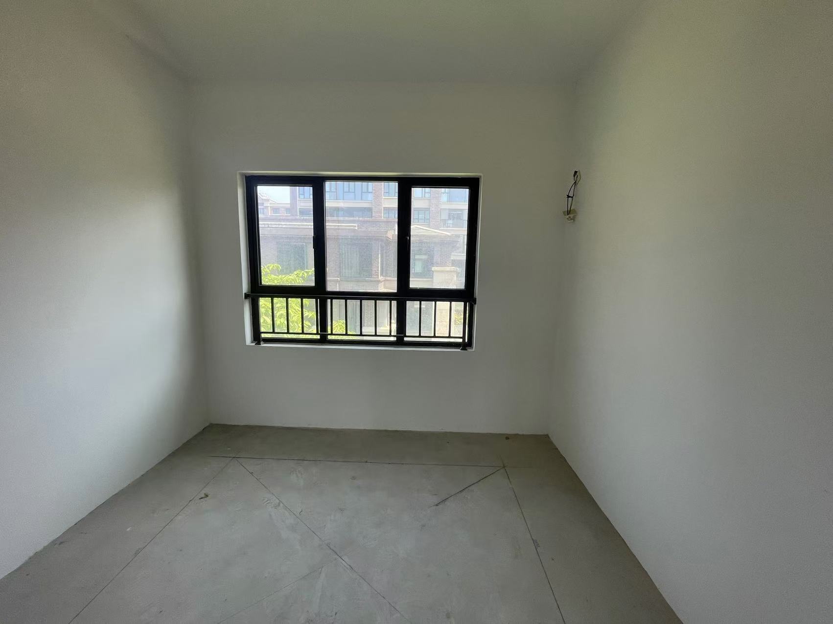 盛和九里香堤二期 5室3厅3卫 295.00m&sup2;