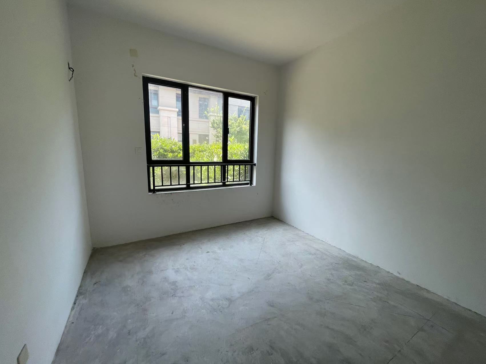 盛和九里香堤二期 5室3厅3卫 295.00m&sup2;