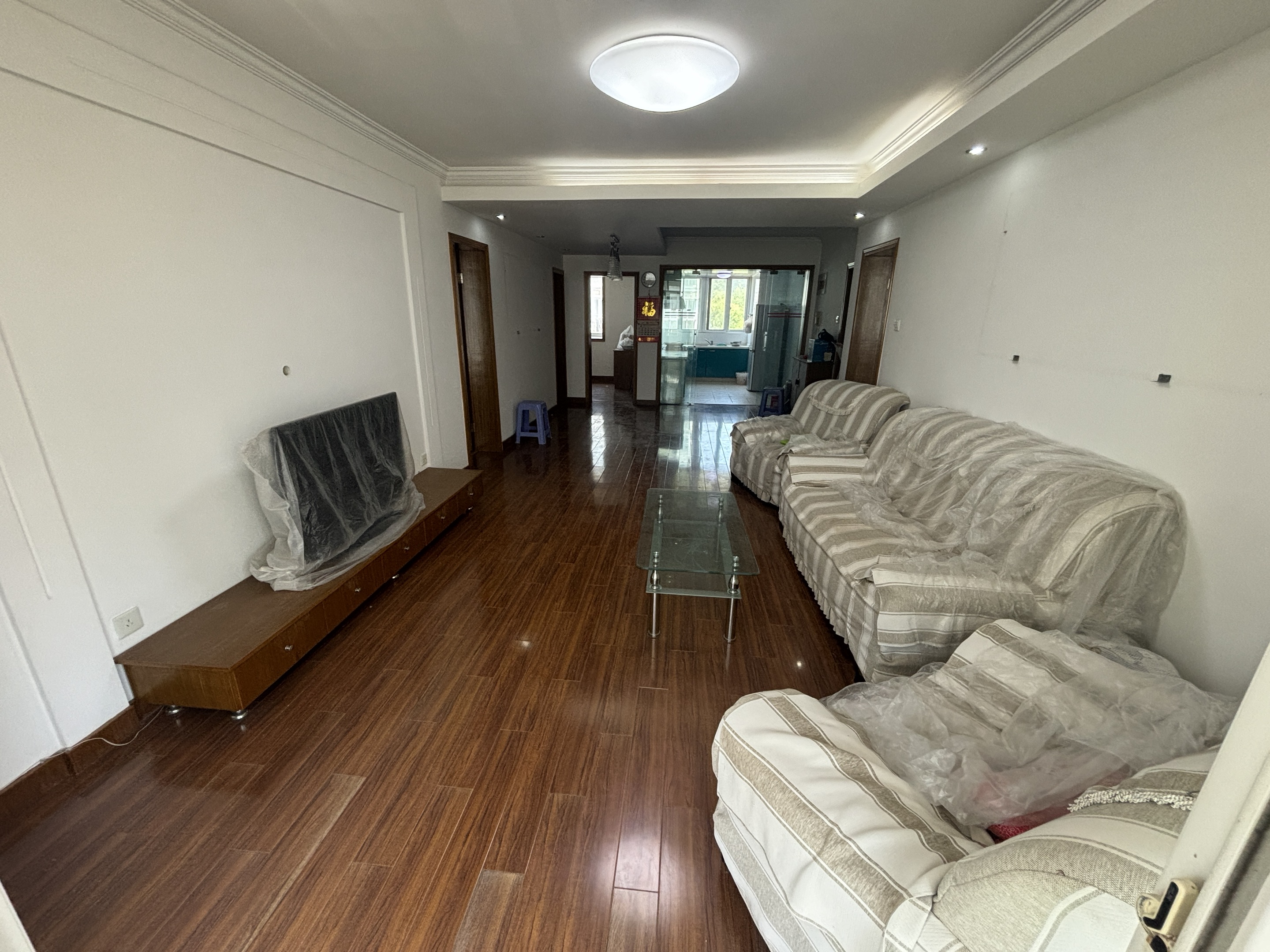 春晖花园 3室2厅2卫 125.59m²