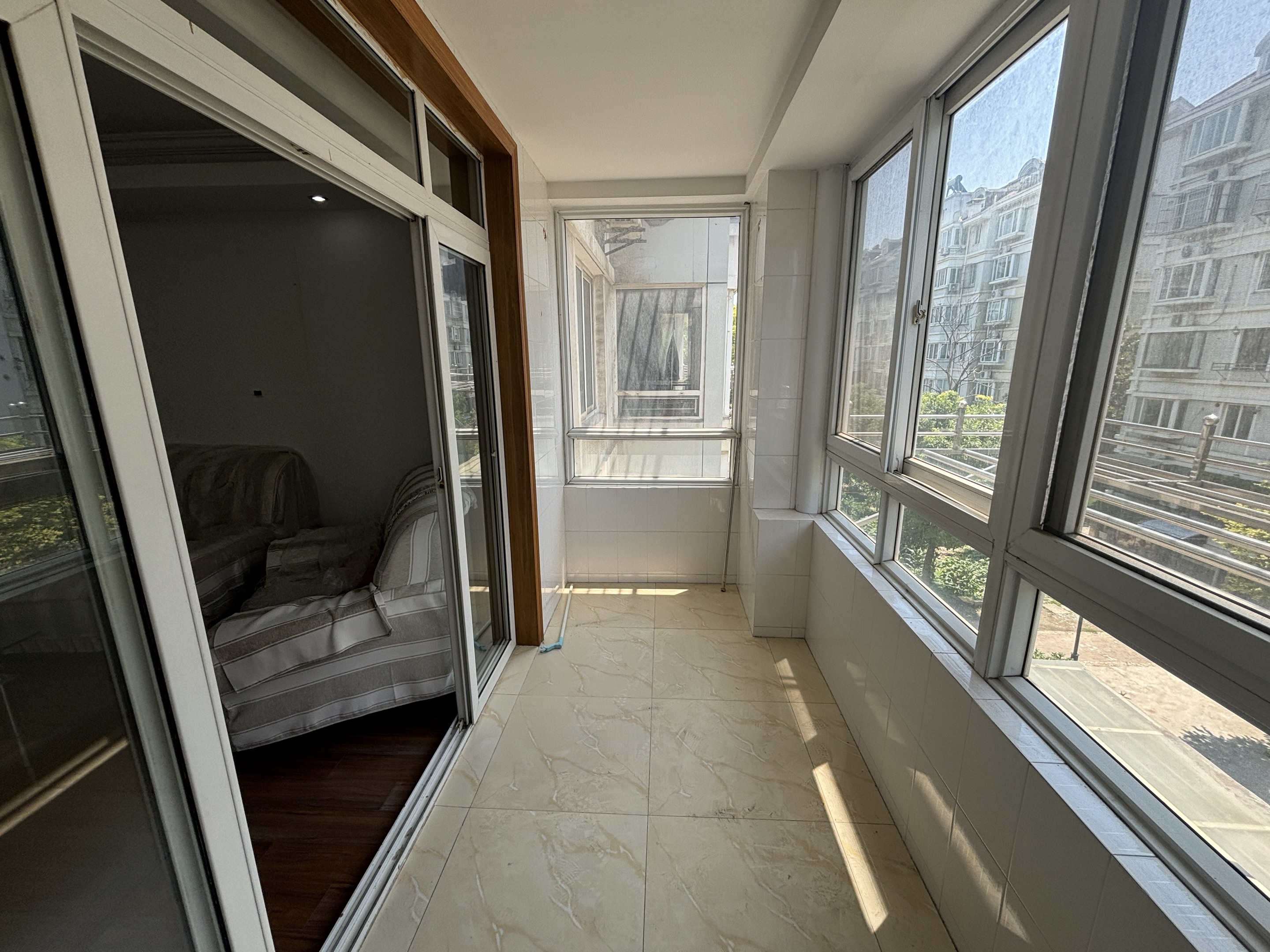 春晖花园 3室2厅2卫 125.59m&sup2;