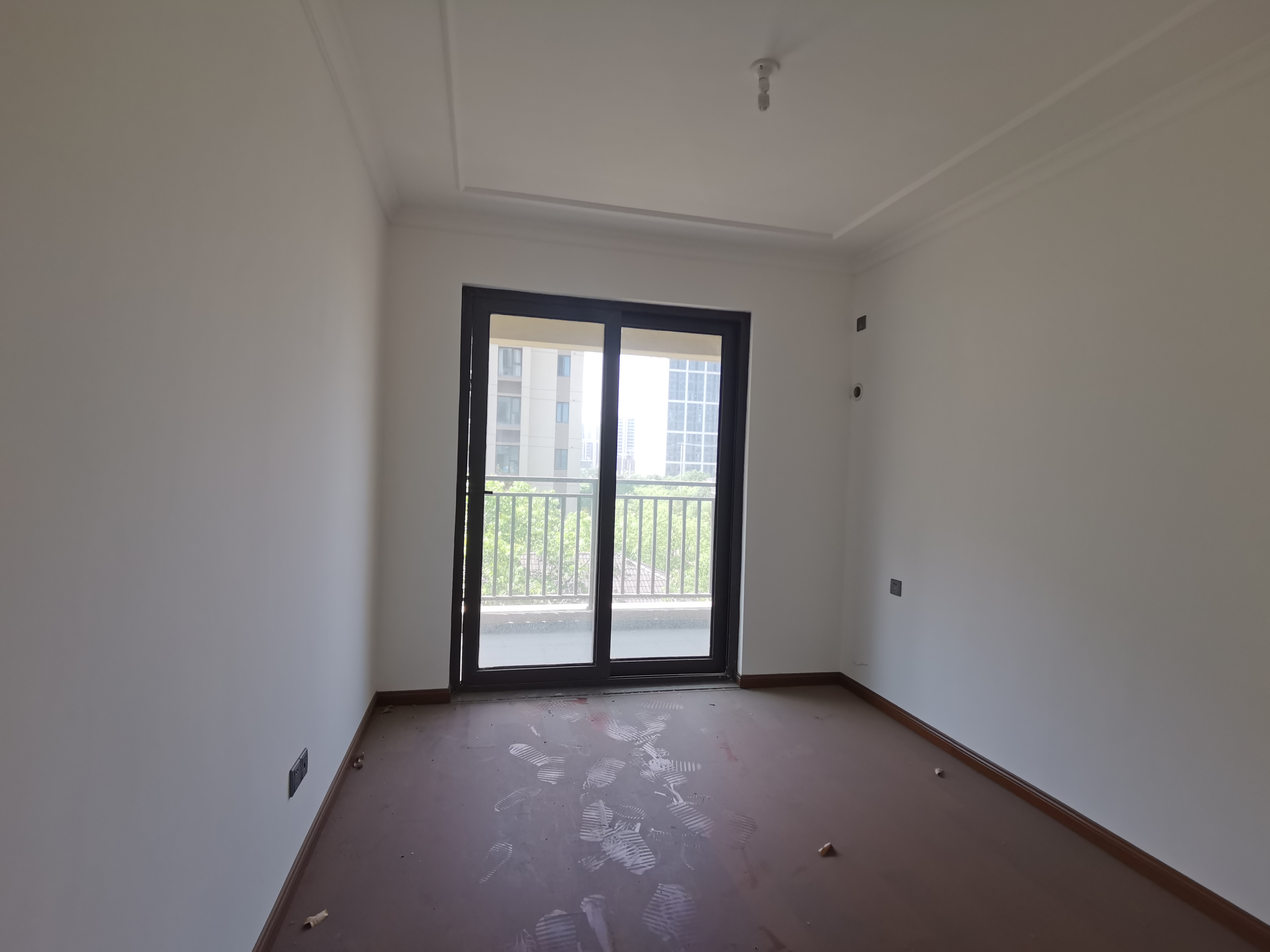 富力院士廷 4室2厅2卫 140.00m&sup2;