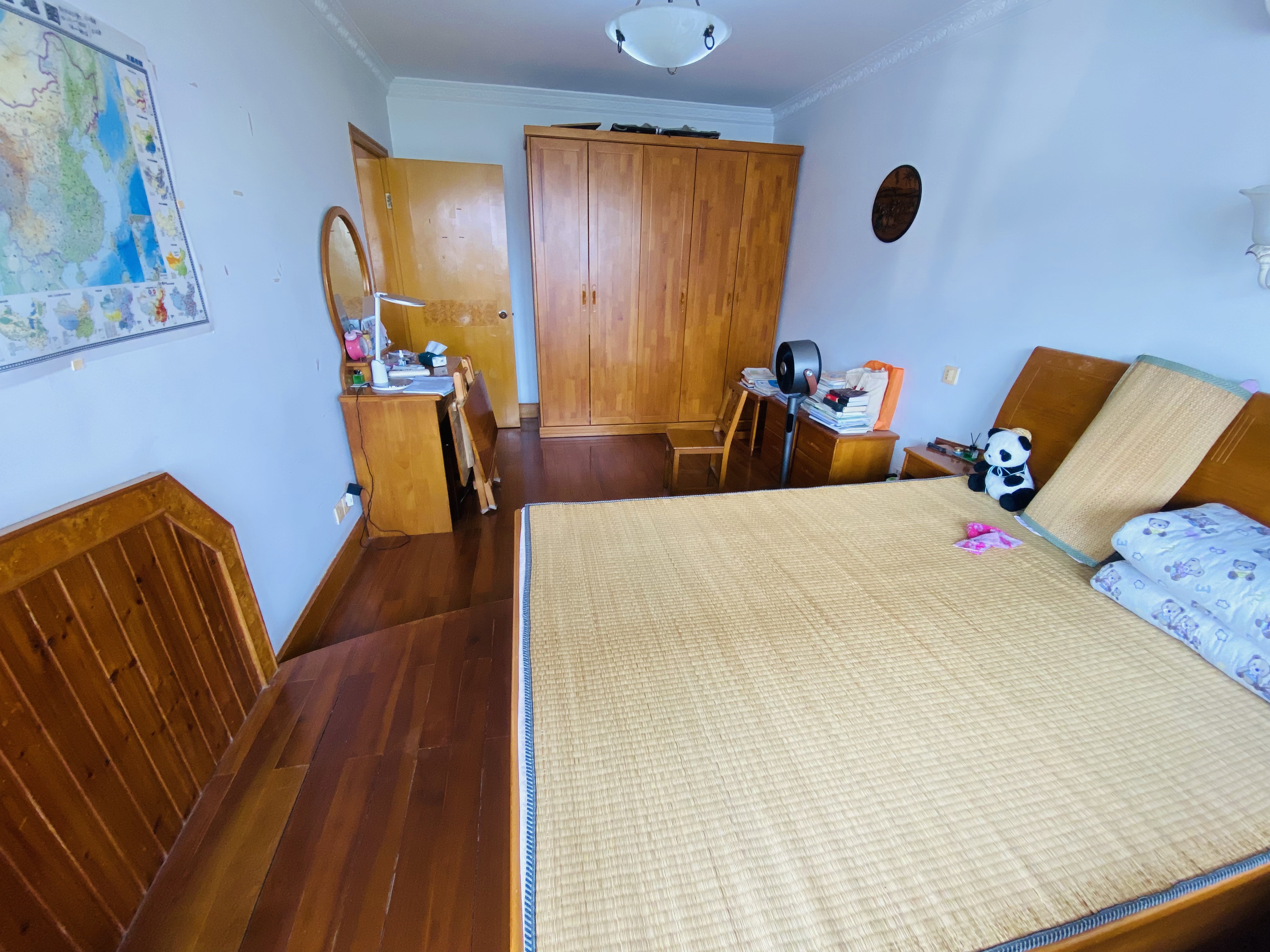 朝晖花园 4室2厅2卫 204.3m&sup2;