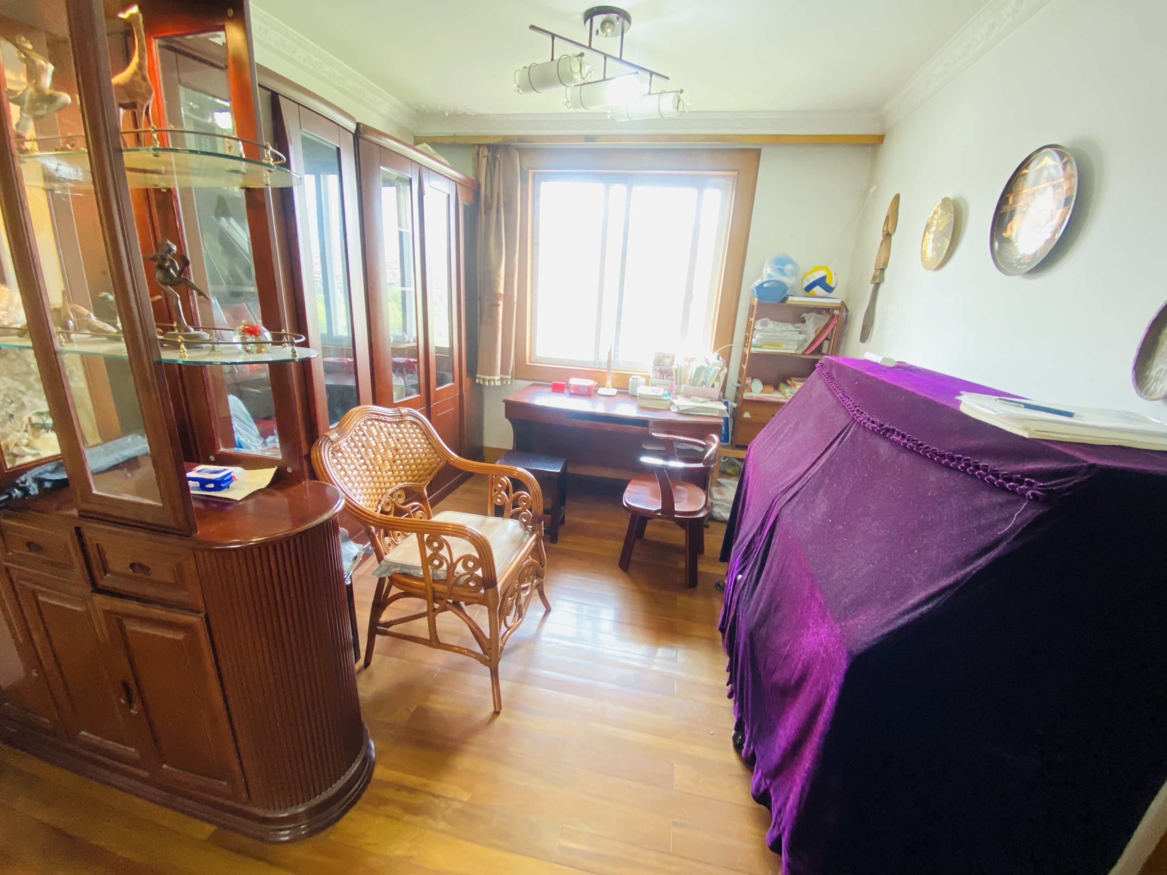 朝晖花园 4室2厅2卫 204.3m&sup2;