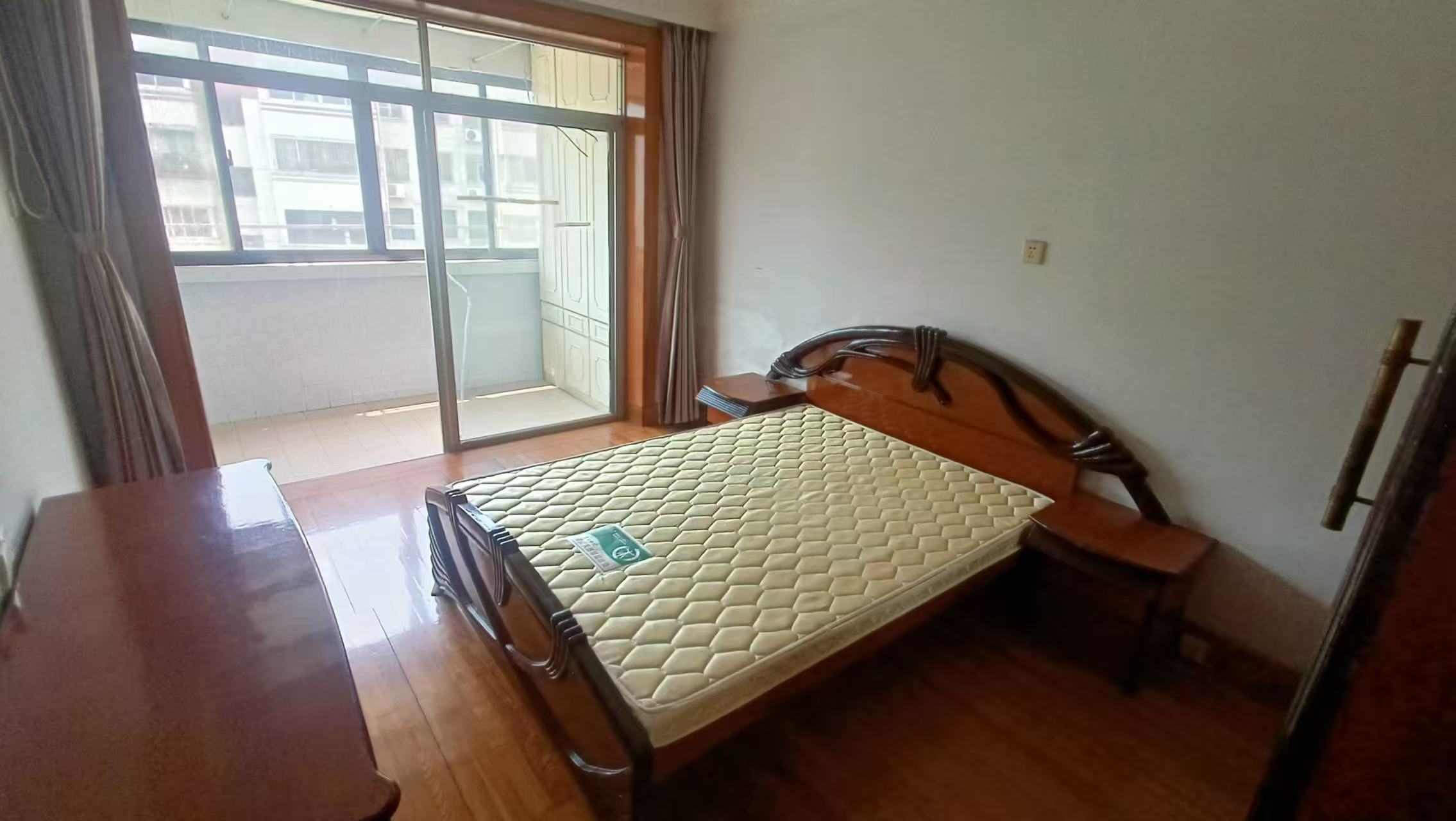 北濠桥东村 2室1厅1卫 72m&sup2;