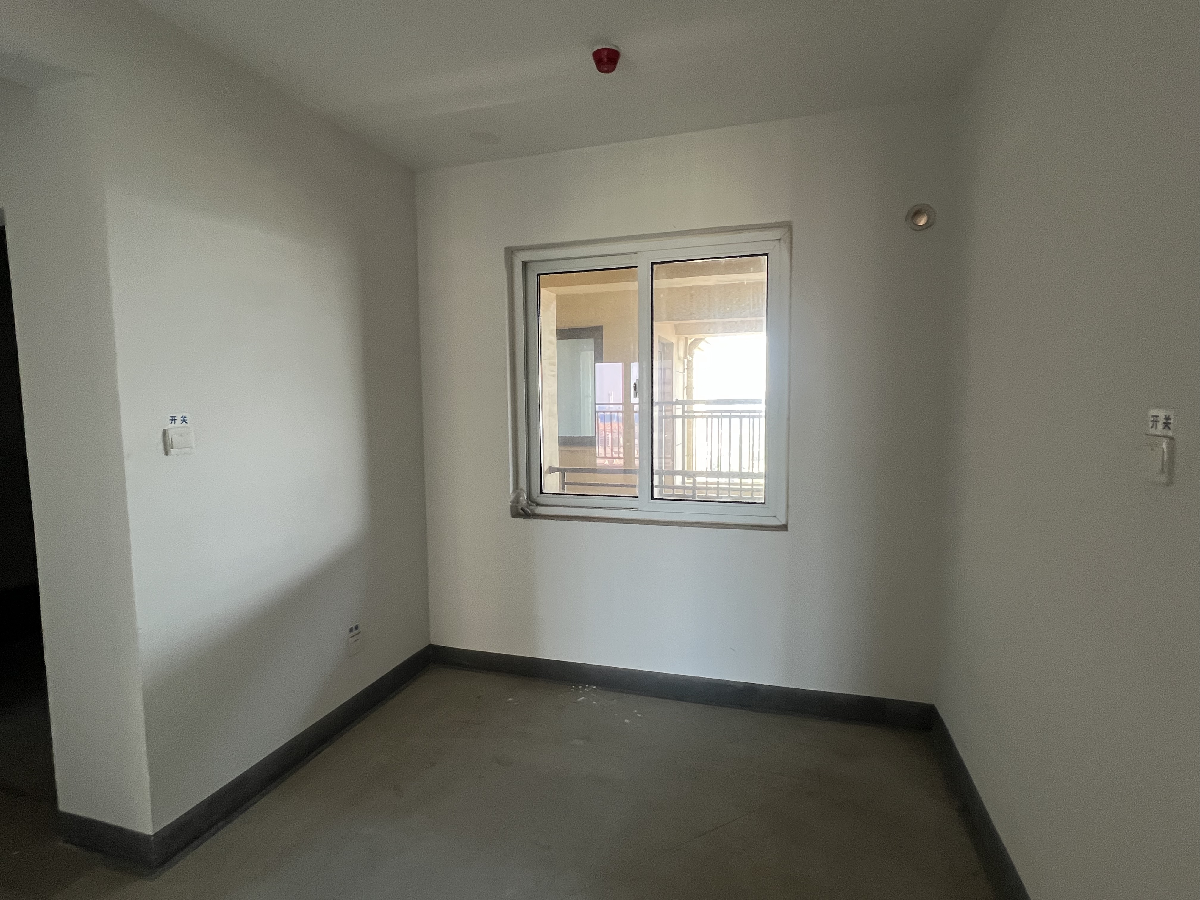 世茂新界 3室2厅1卫 90.53m&sup2;