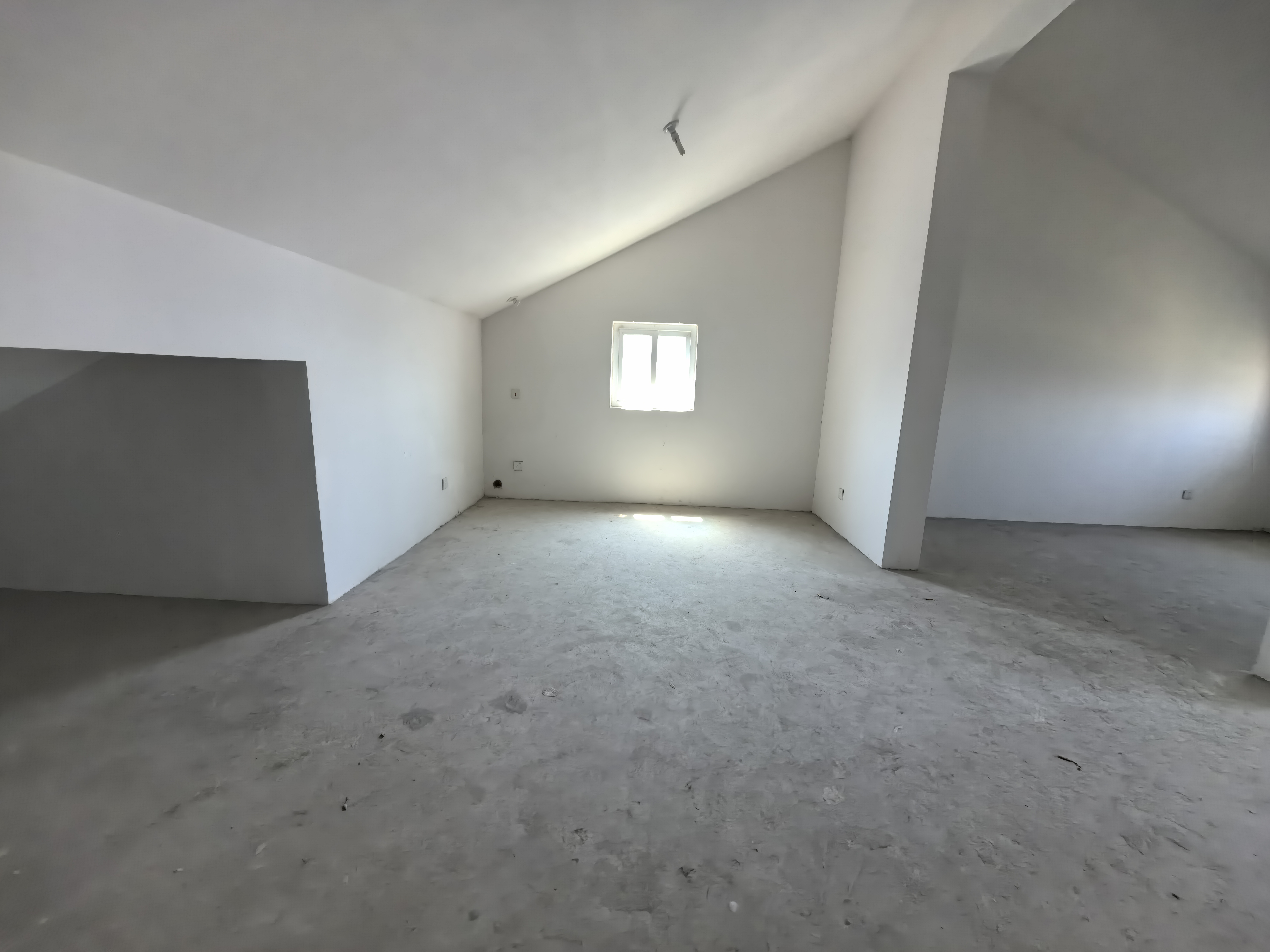 天香苑 6室2厅1卫 185.10m&sup2;