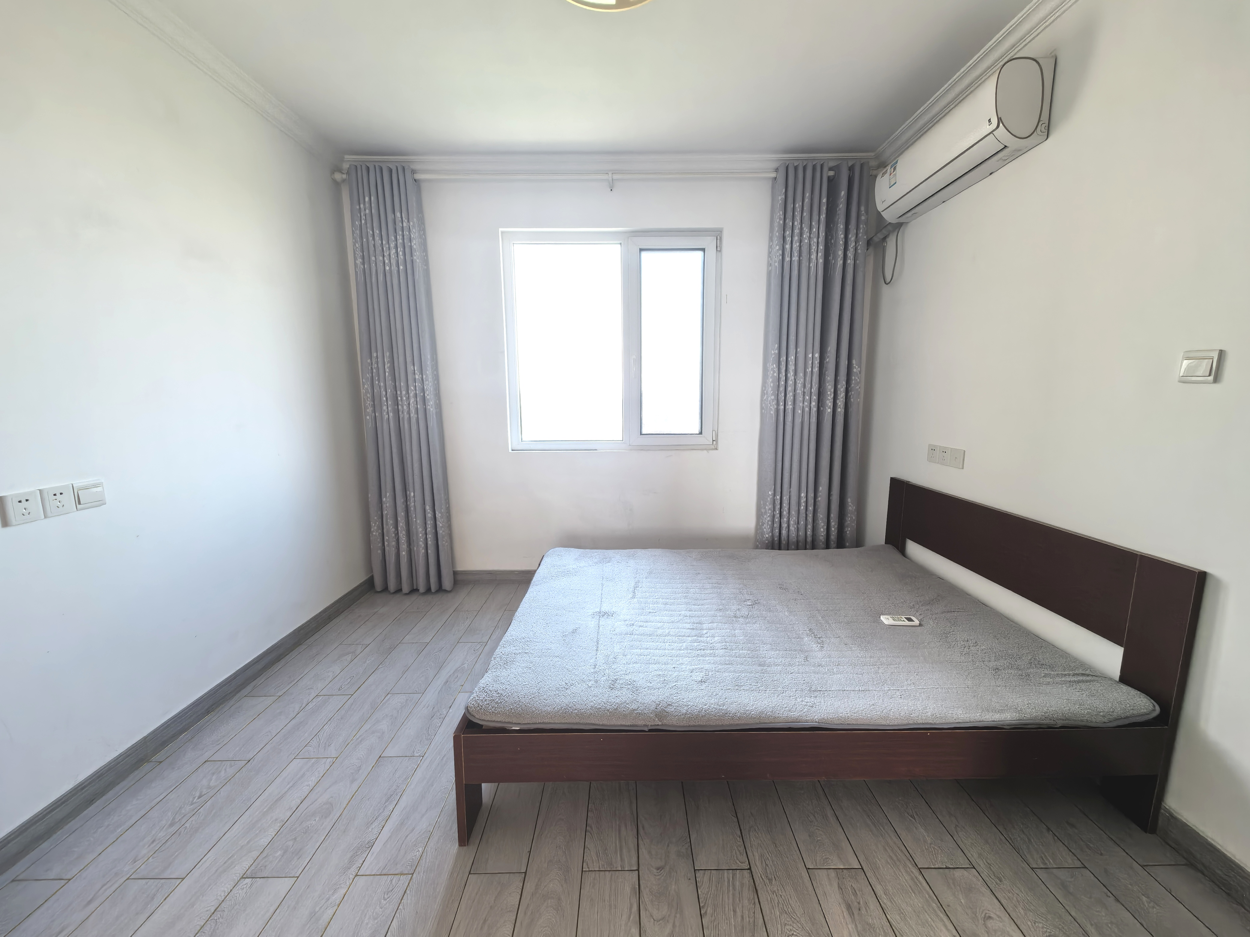 中海碧林湾 3室2厅1卫 108.8m&sup2;