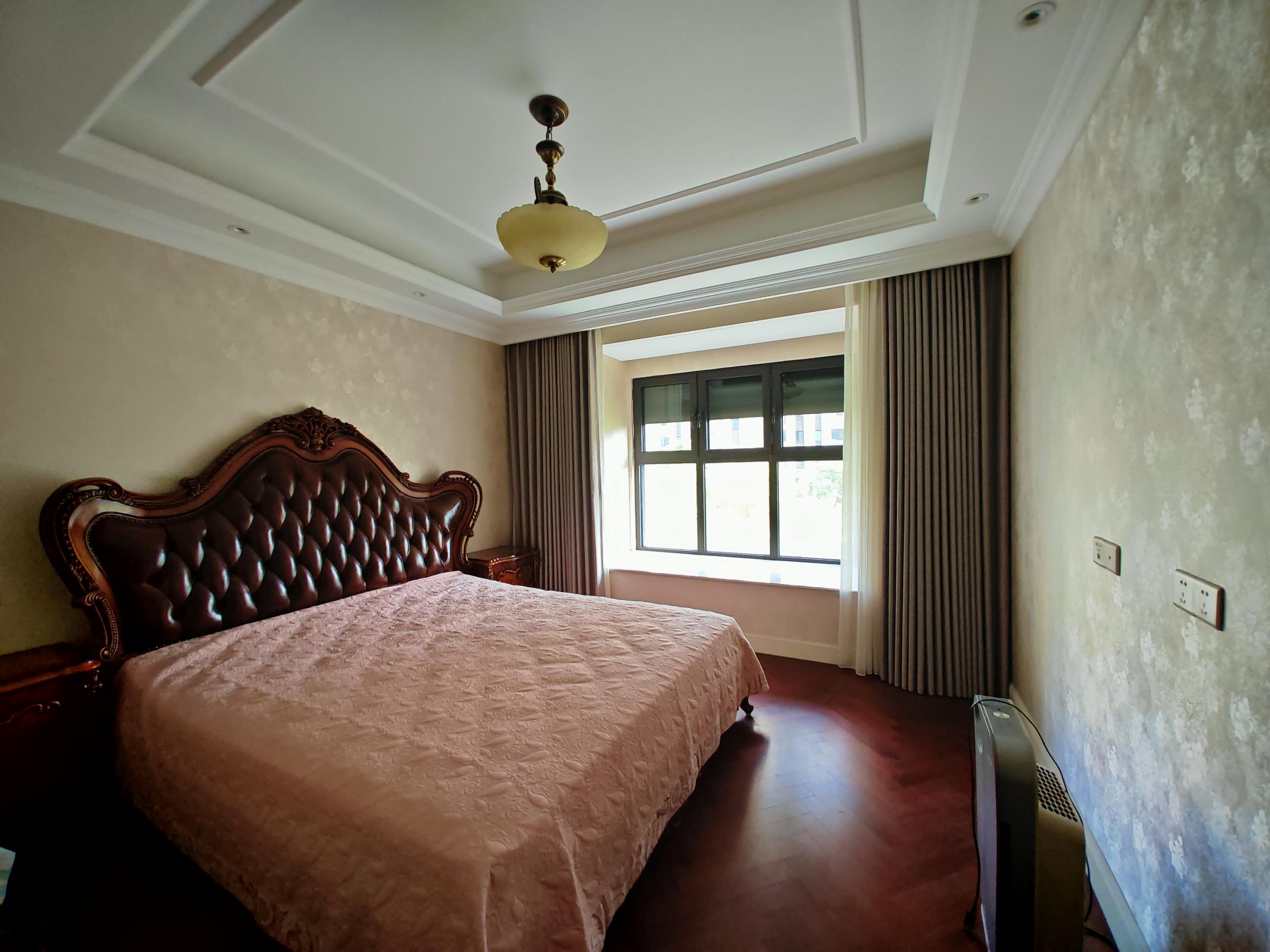 中海铂樾府 4室2厅2卫 143.00m&sup2;