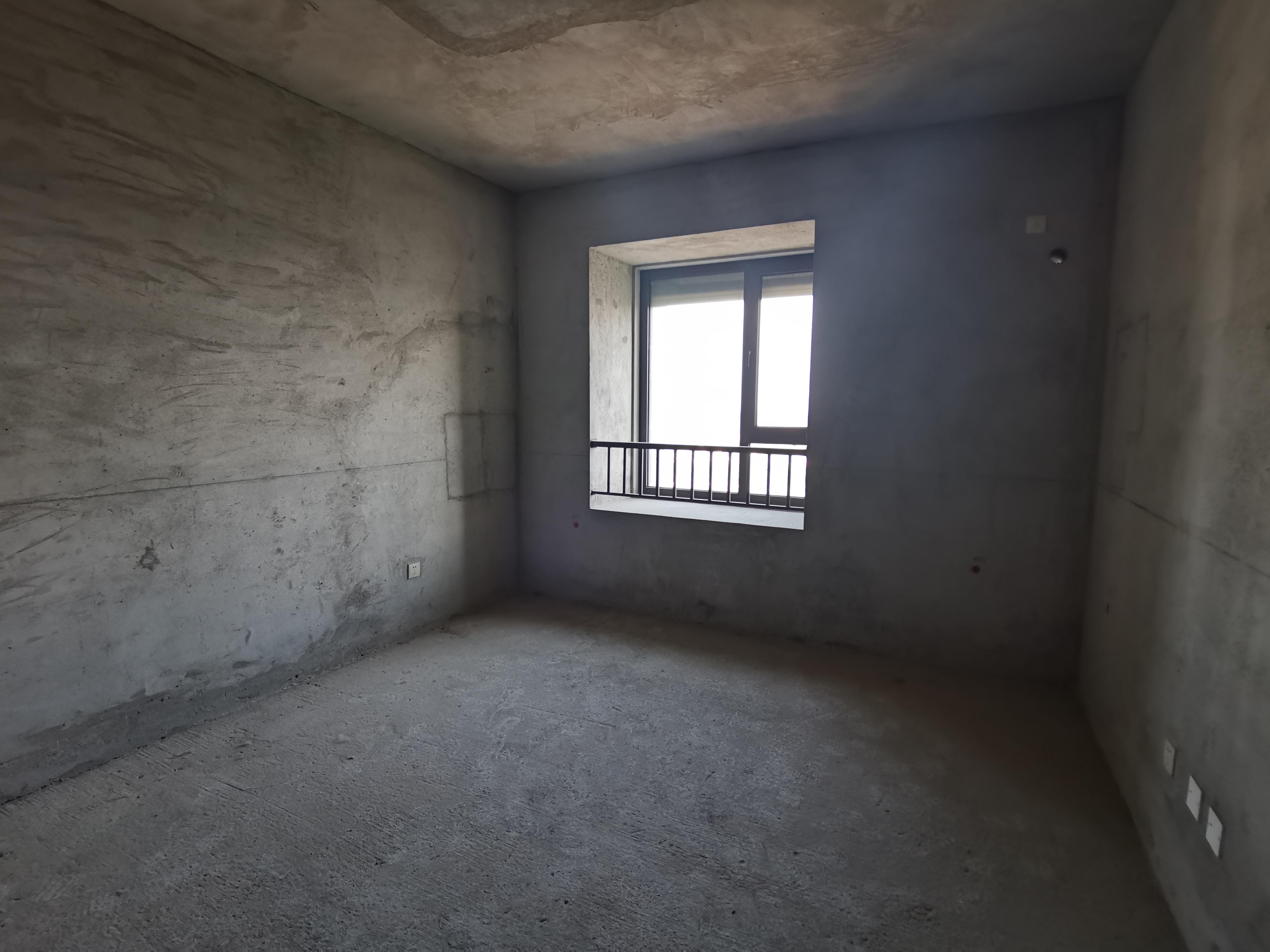 新瑞文化翡翠园 4室2厅2卫 173m&sup2;