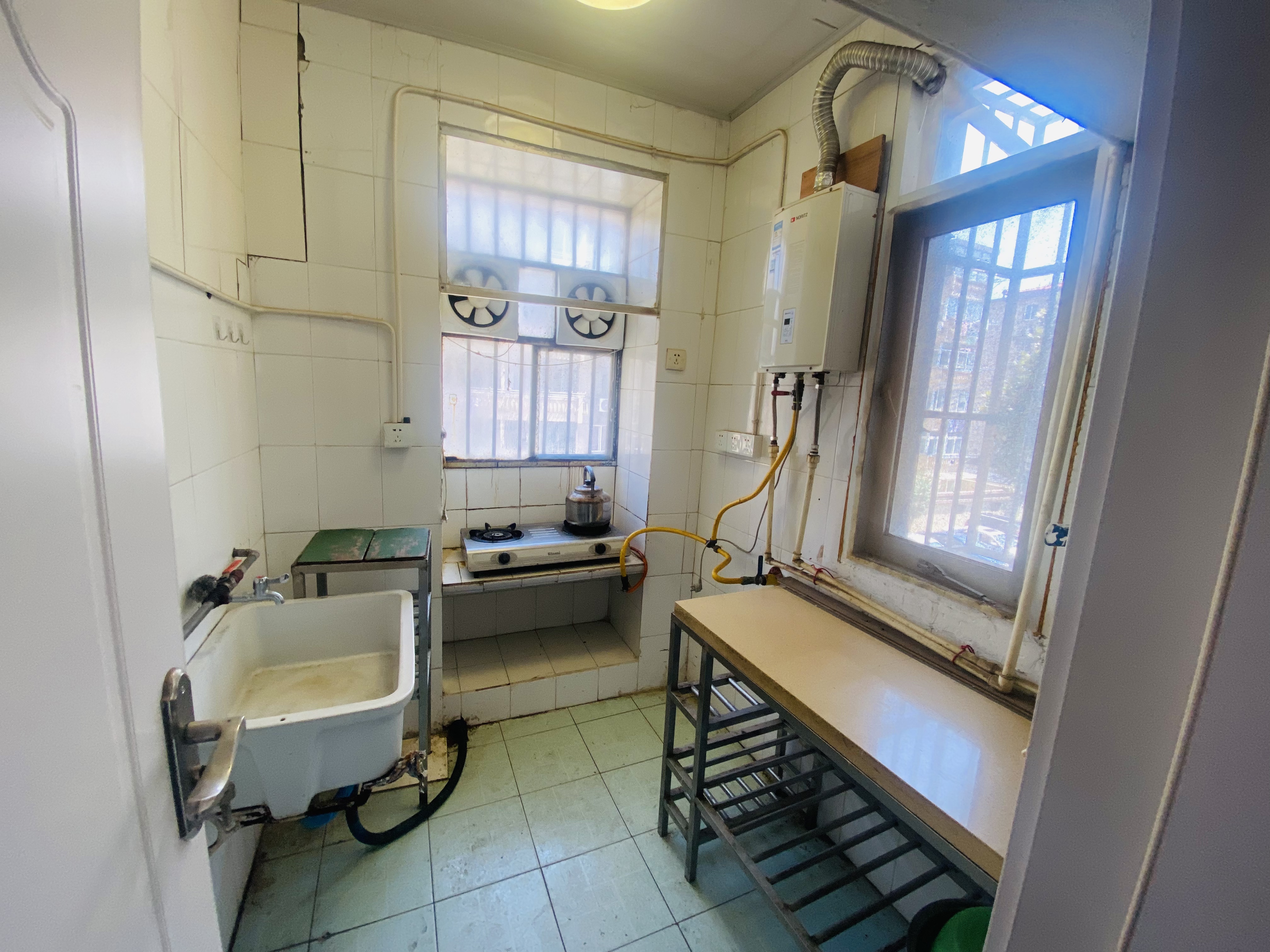 虹桥新村(朝霞路) 1室1厅1卫 45.35m&sup2;