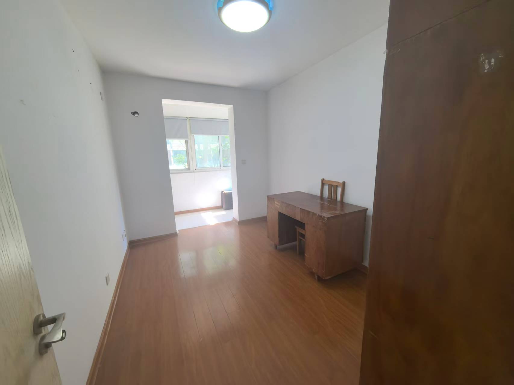 东晖花园 2室1厅1卫 90m&sup2;
