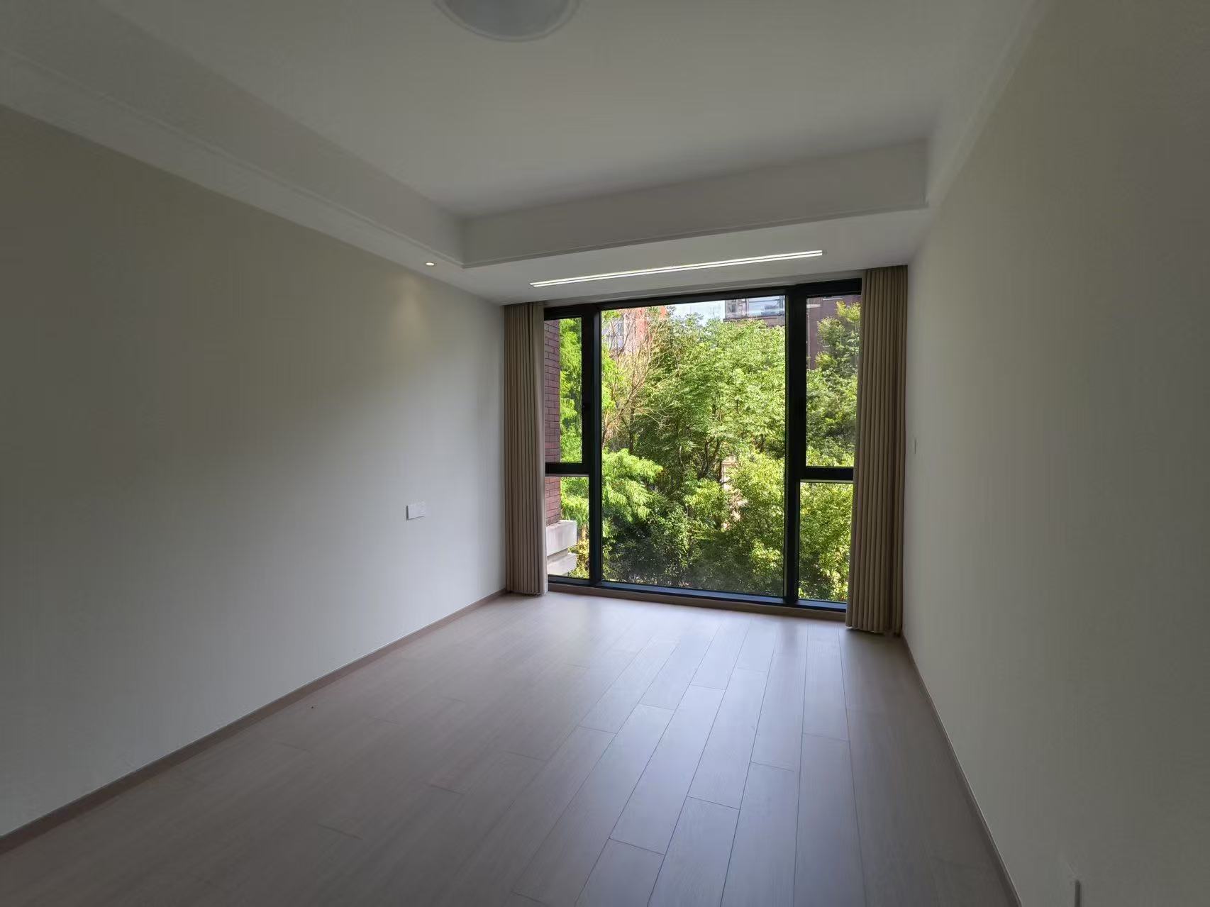 世茂公元 4室2厅2卫 138m&sup2;