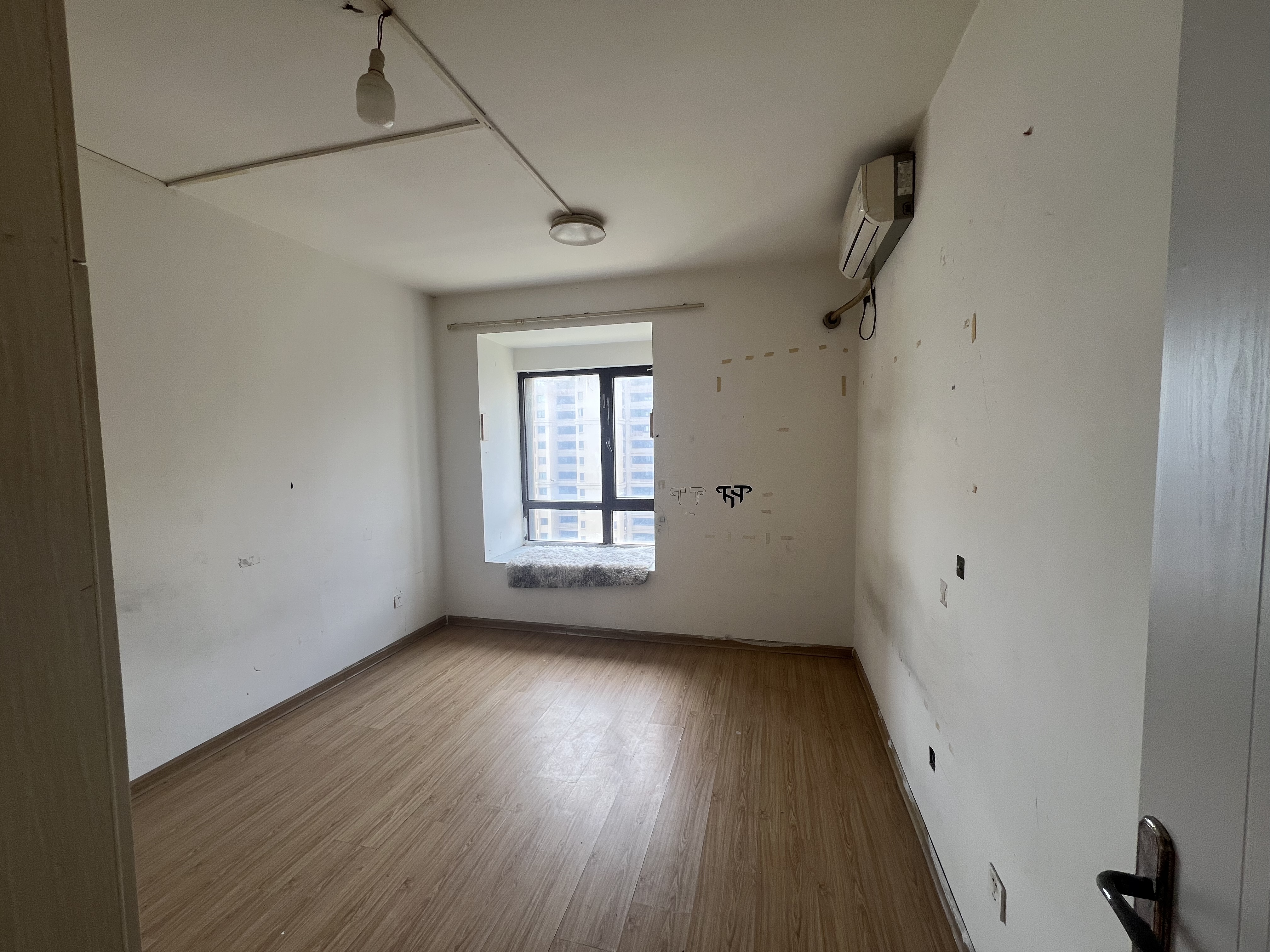 华润悦锦湾 3室2厅1卫 112.67m&sup2;