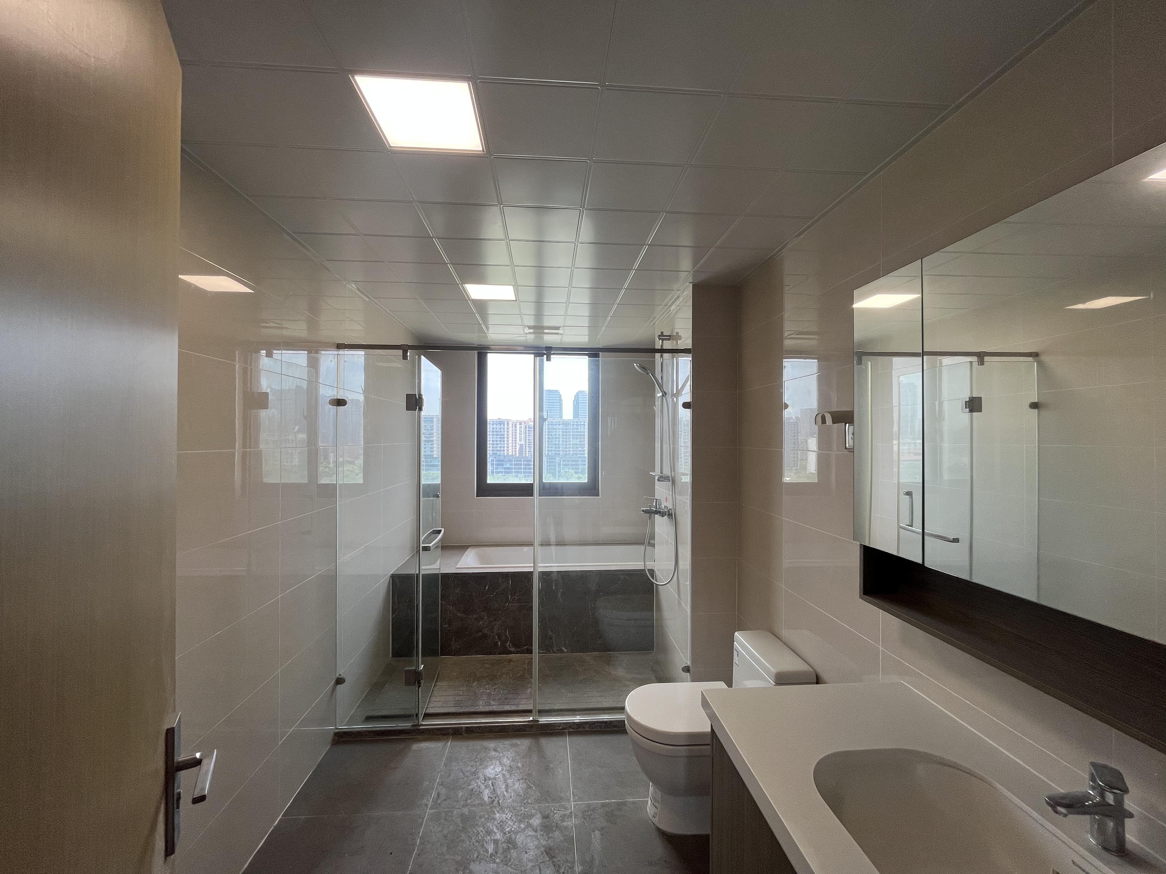 雅居乐鑫基中央公馆东区 4室2厅2卫 182.27m&sup2;