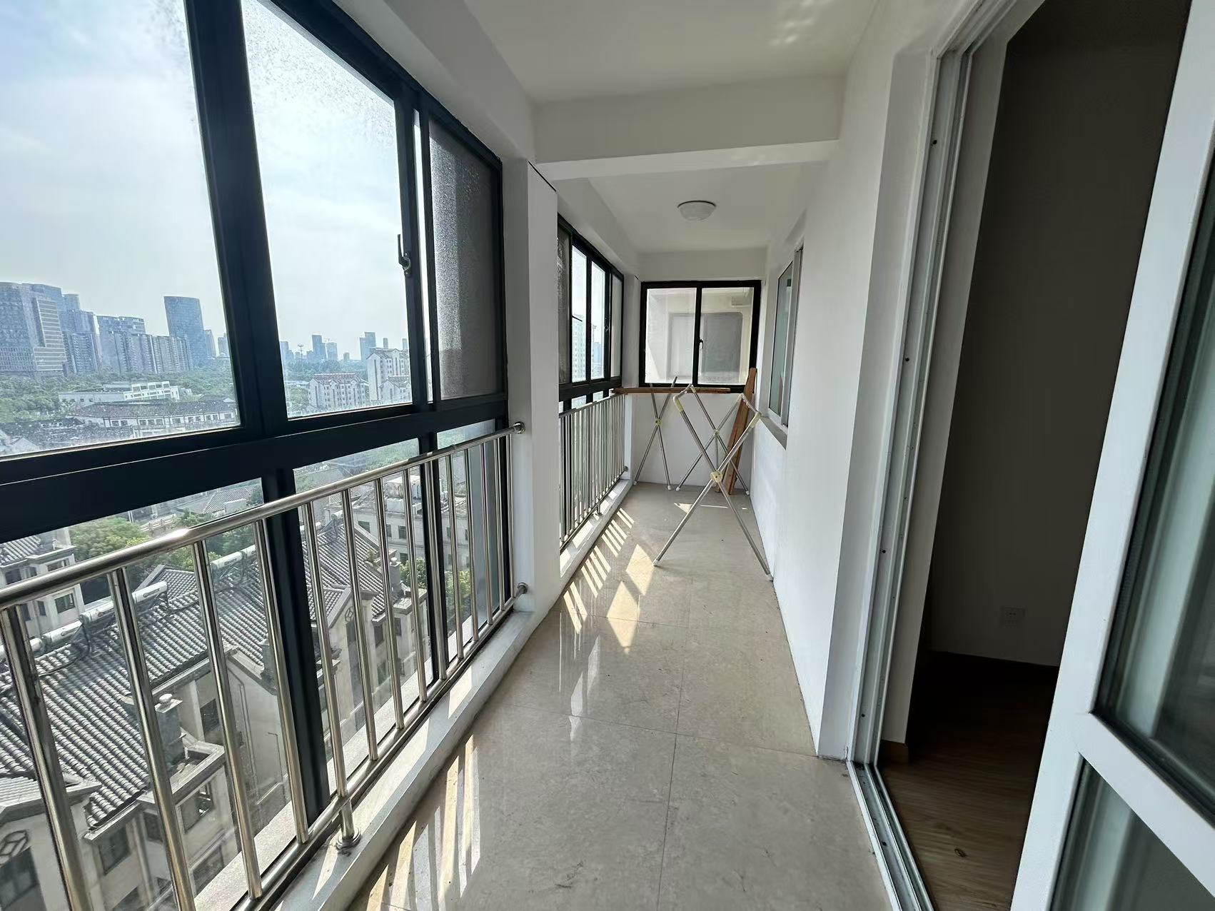 陆洪小镇街区 3室1厅1卫 116m&sup2;