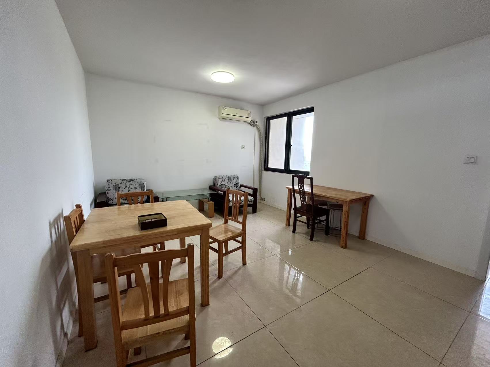 陆洪小镇街区 3室1厅1卫 116m&sup2;