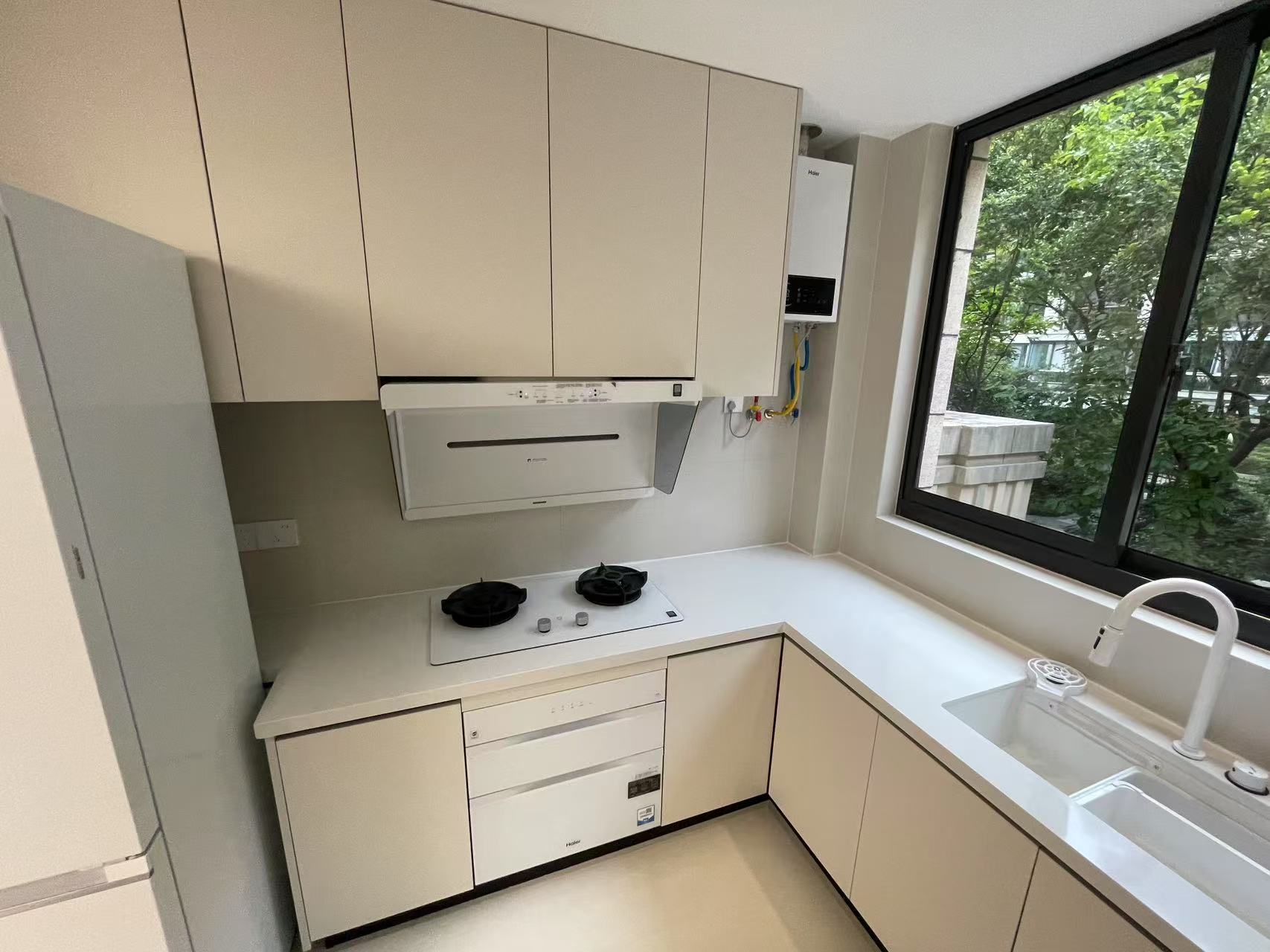 世茂公元 4室2厅2卫 138m&sup2;