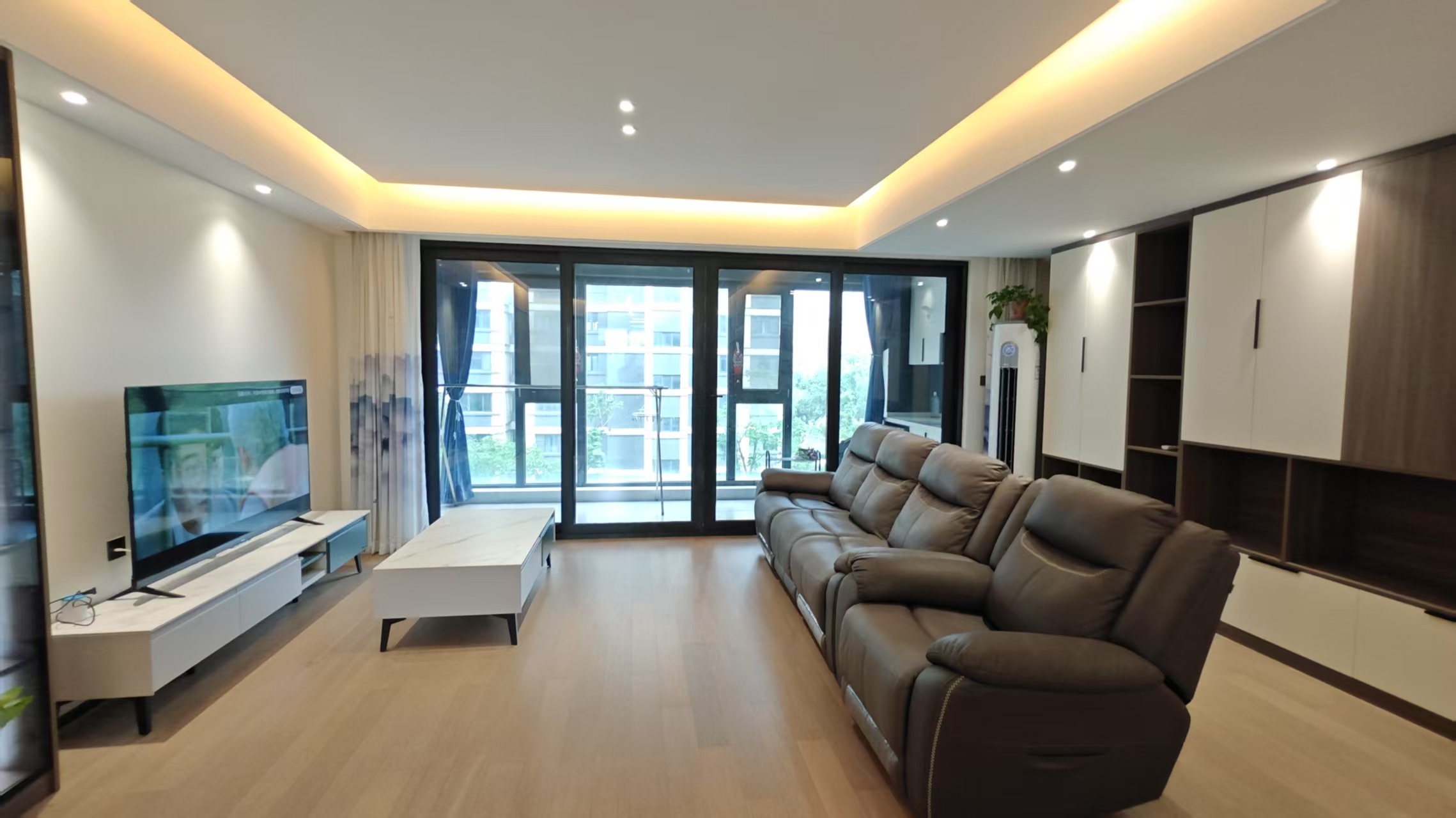 万科翡翠东第 3室2厅1卫 129.2m&sup2;