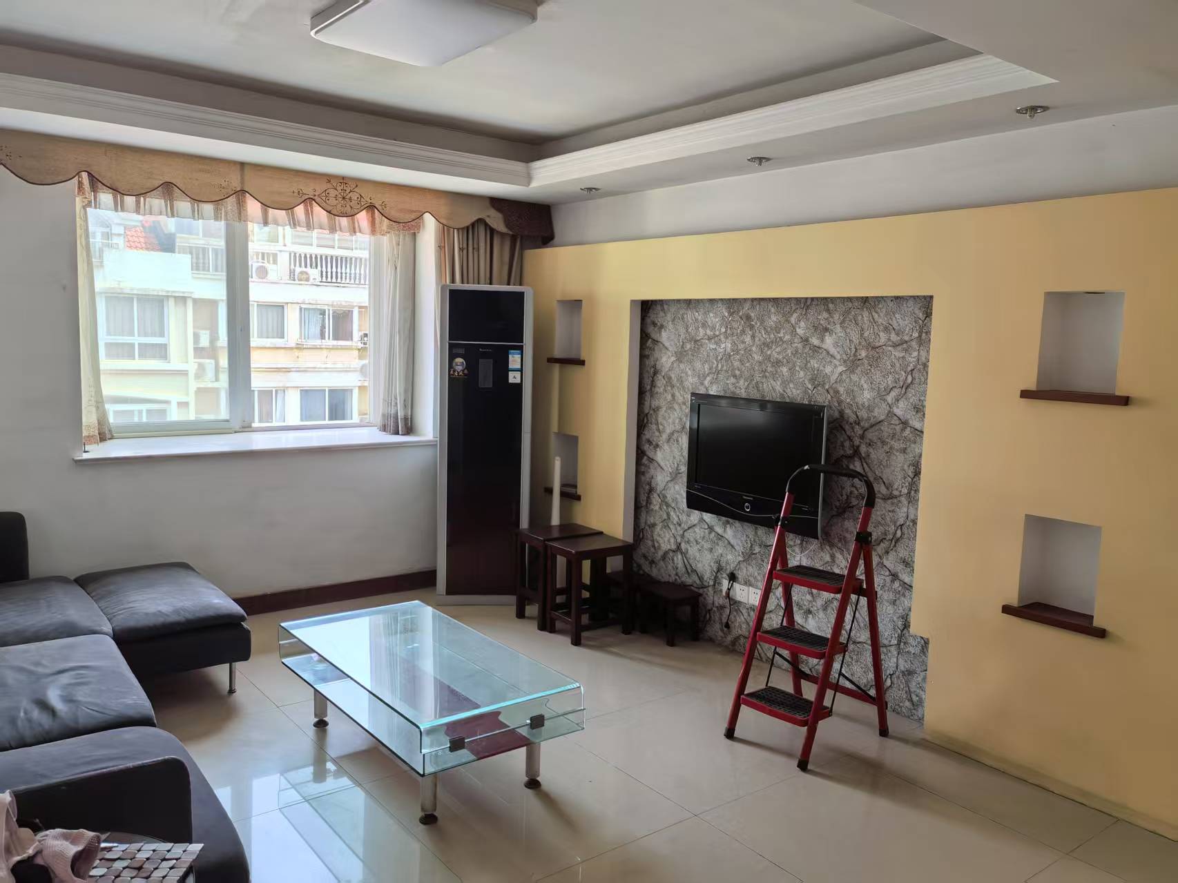 春晖花园 4室2厅2卫 158m²