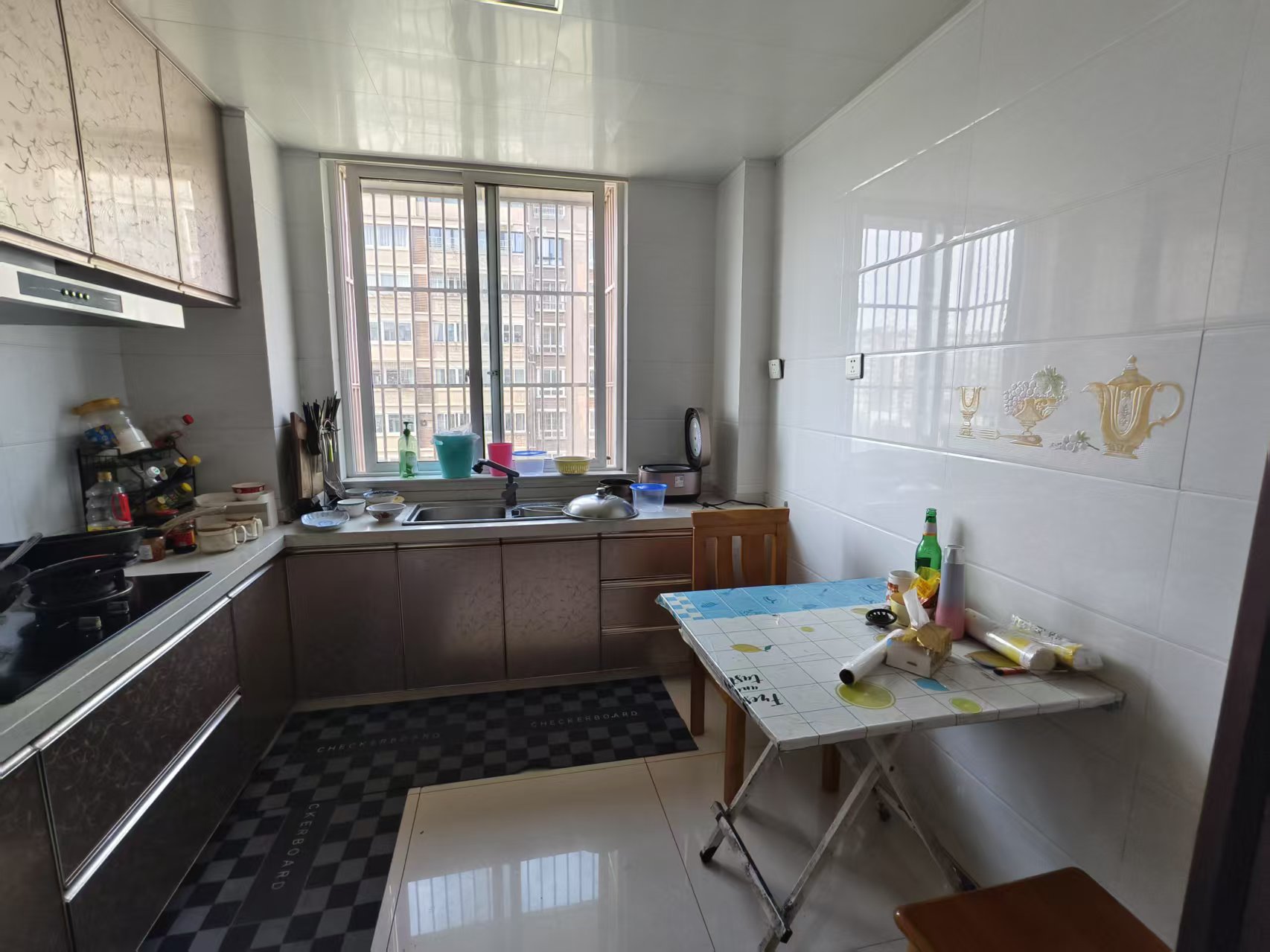 天熹苑 3室2厅2卫 131.00m&sup2;
