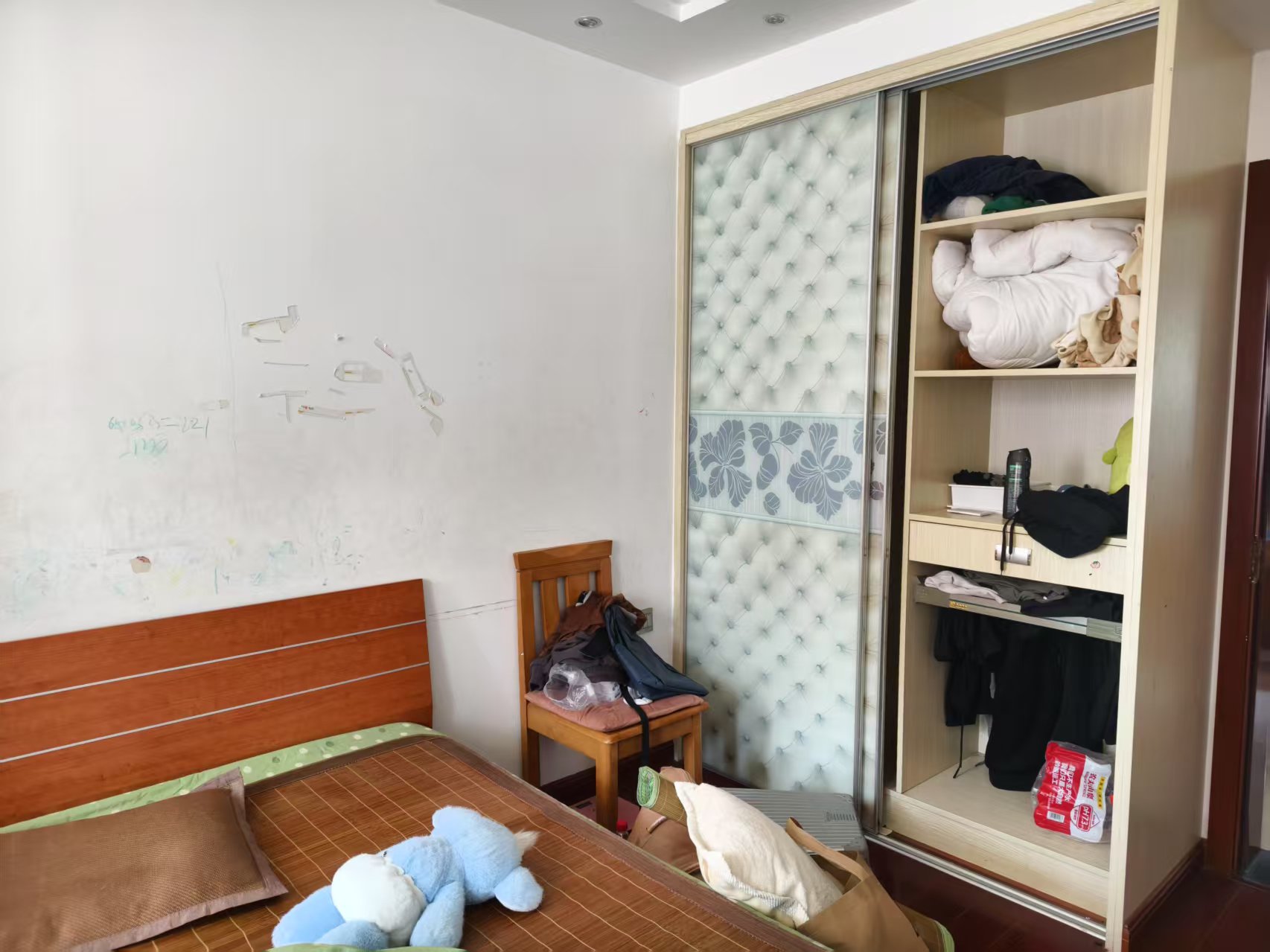 天熹苑 3室2厅2卫 131.00m&sup2;