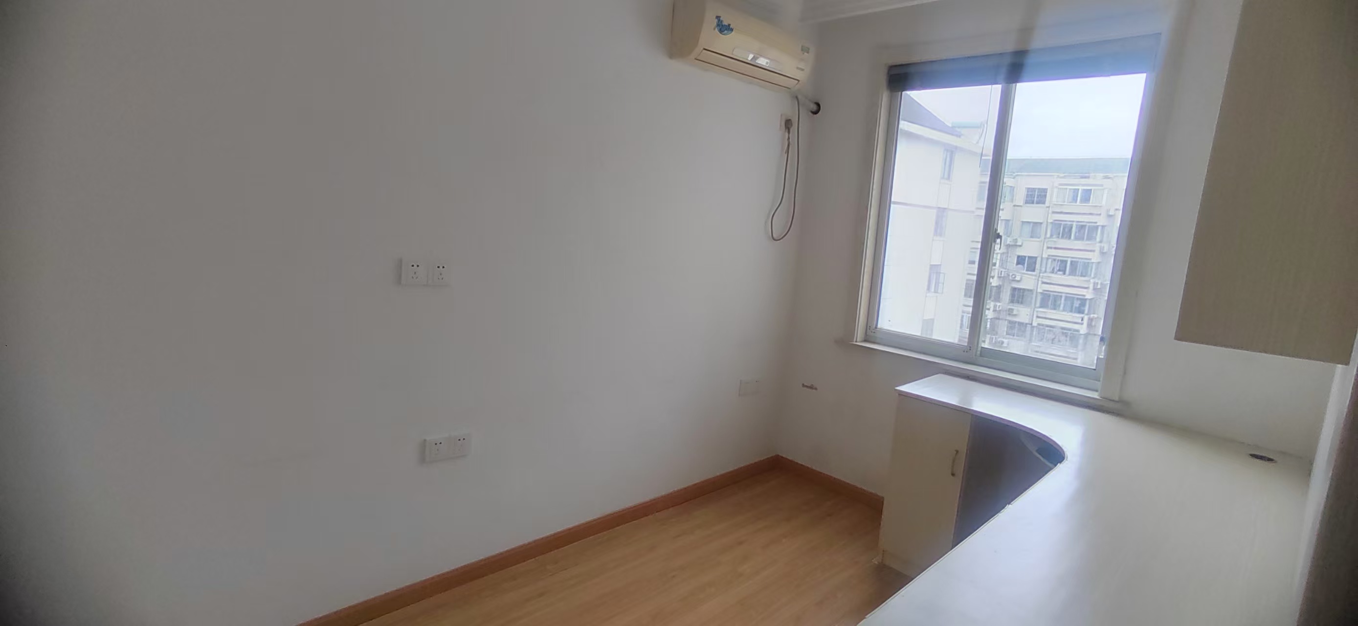 郭里园 3室1厅1卫 68.39m&sup2;