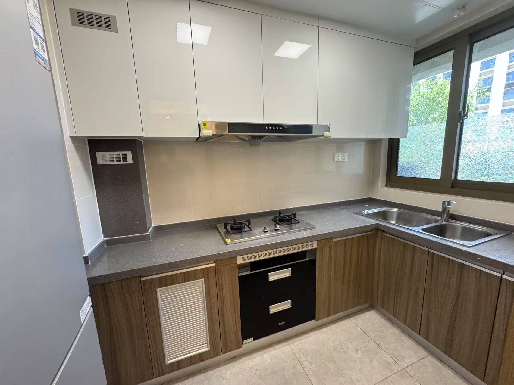 雅居乐鑫基中央公馆 4室2厅2卫 145m&sup2;