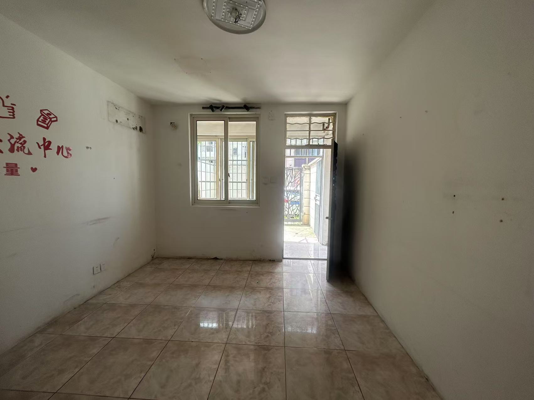 虹桥新村(朝霞路) 1室1厅1卫 40m&sup2;