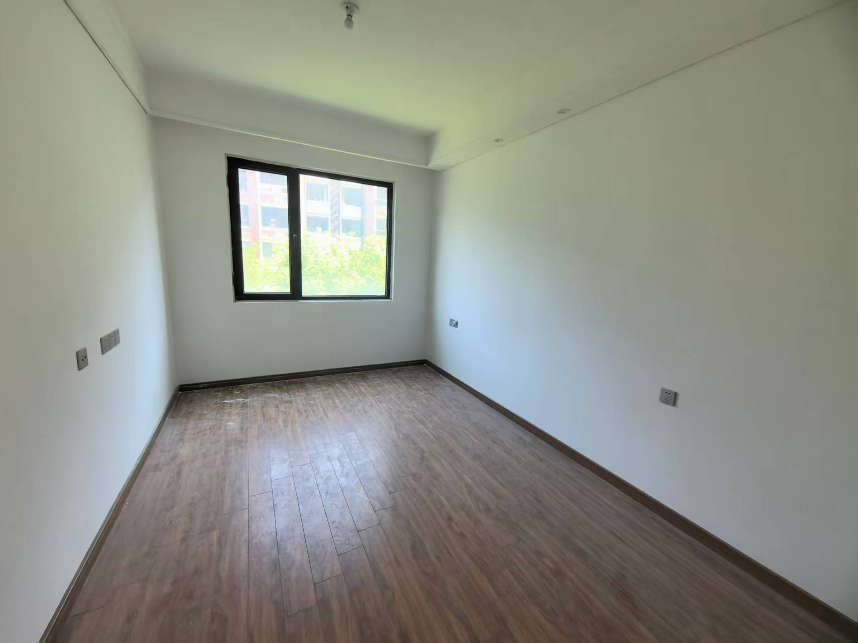 佳期漫 4室2厅2卫 144m&sup2;
