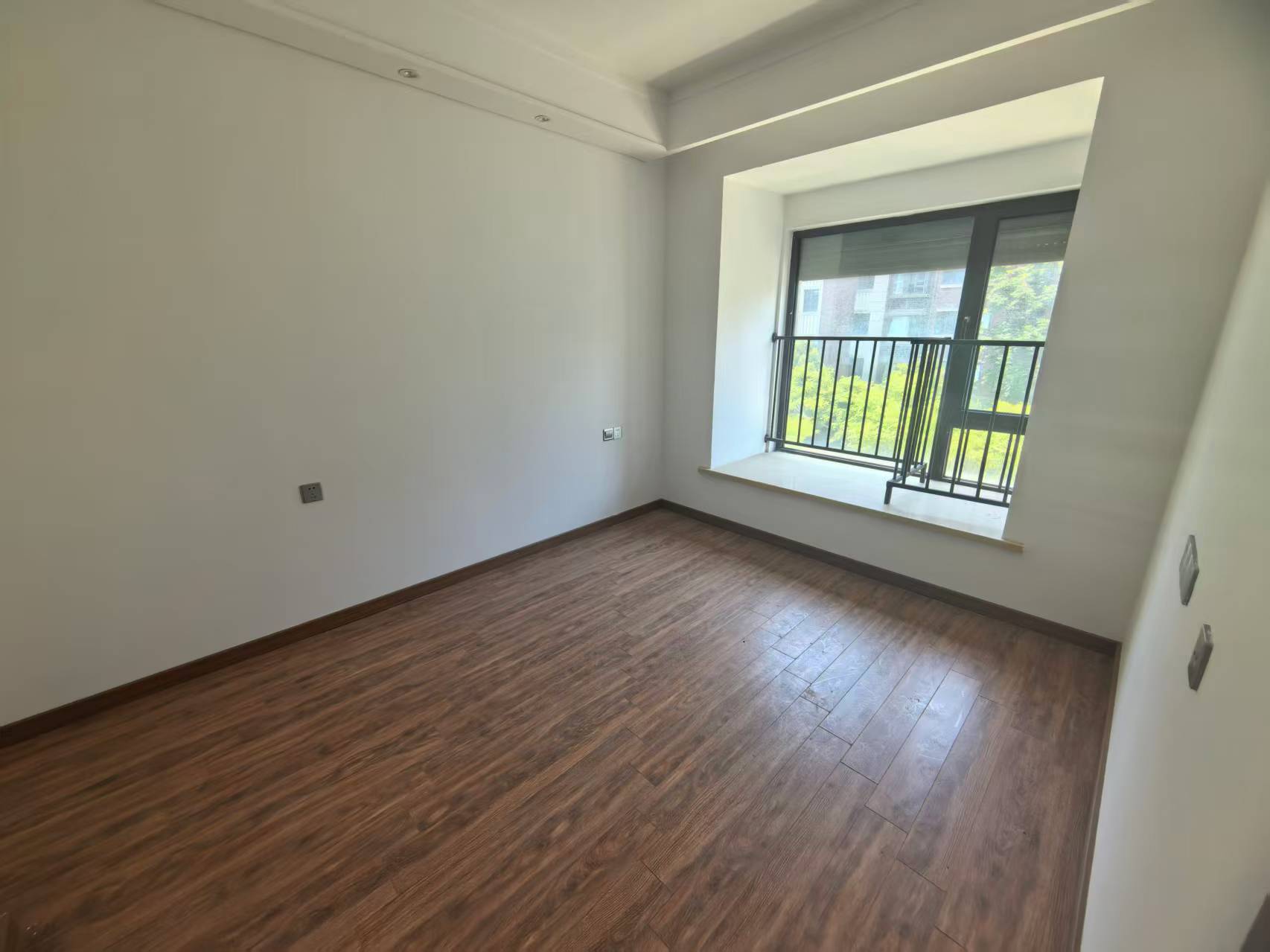 佳期漫 4室2厅2卫 144m&sup2;