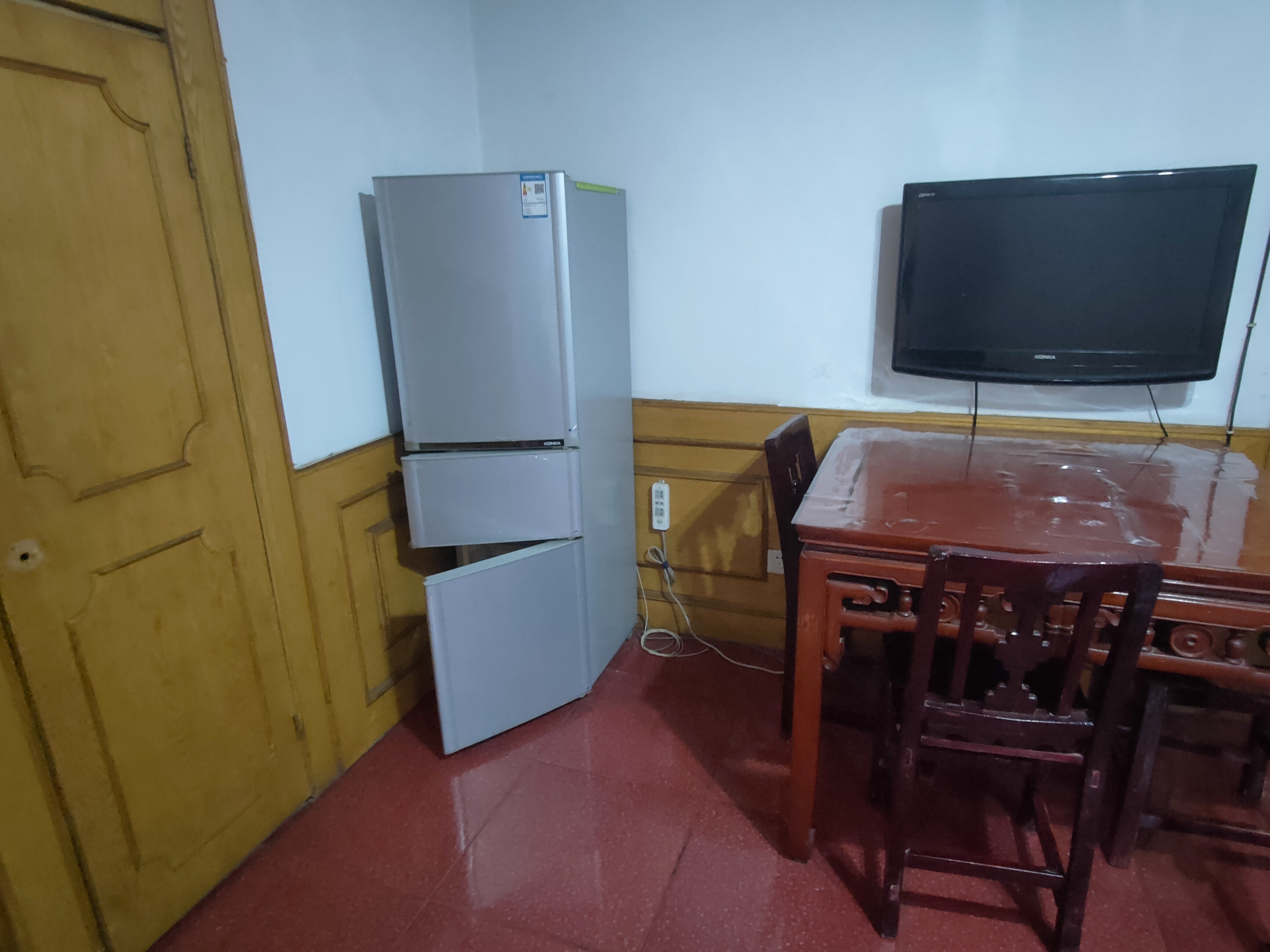 中南苑 3室1厅1卫 74m&sup2;