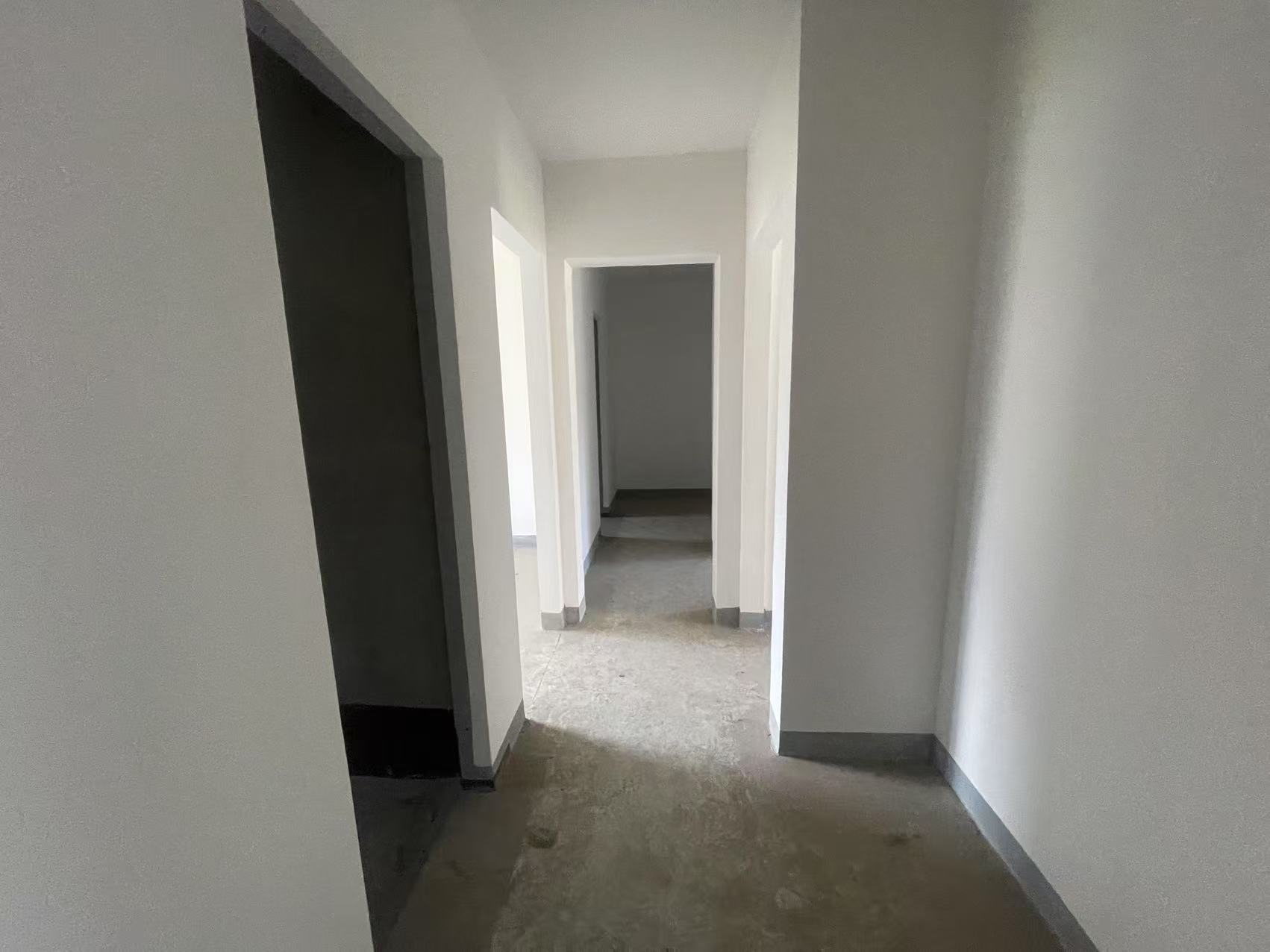 金地繁茂里 4室2厅2卫 133m&sup2;