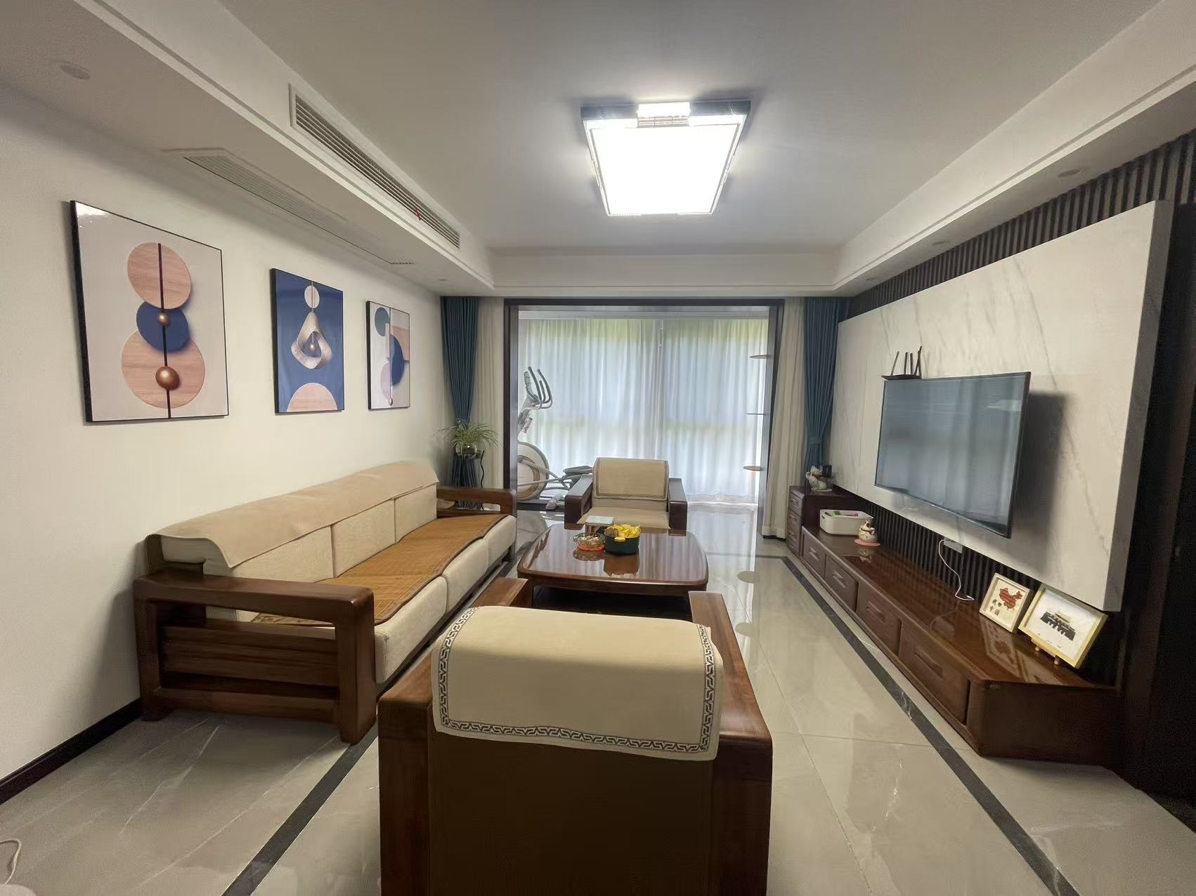 红星嘉苑 3室2厅1卫 138.00m&sup2;