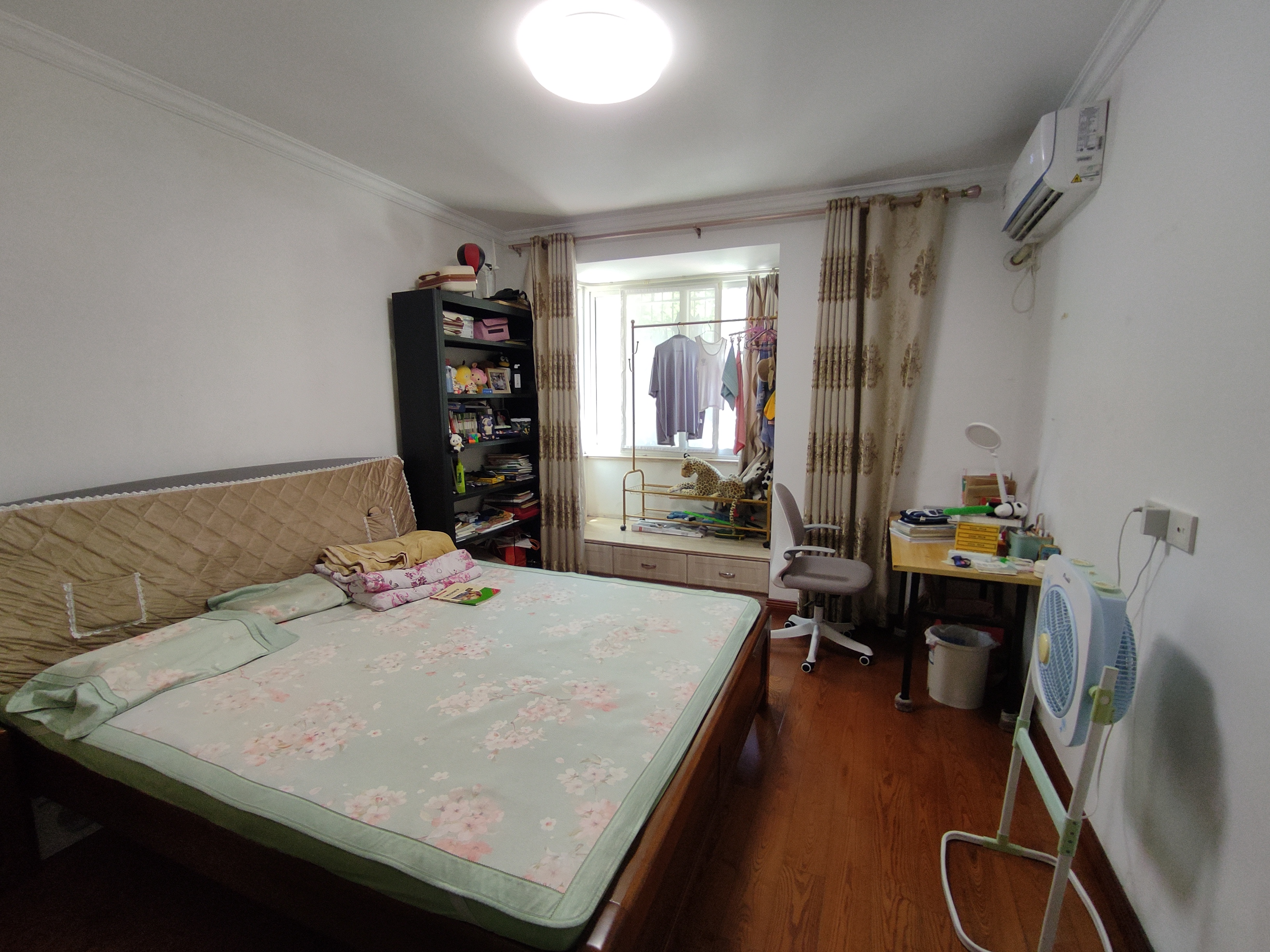 天一裕景苑 3室2厅2卫 132m&sup2;