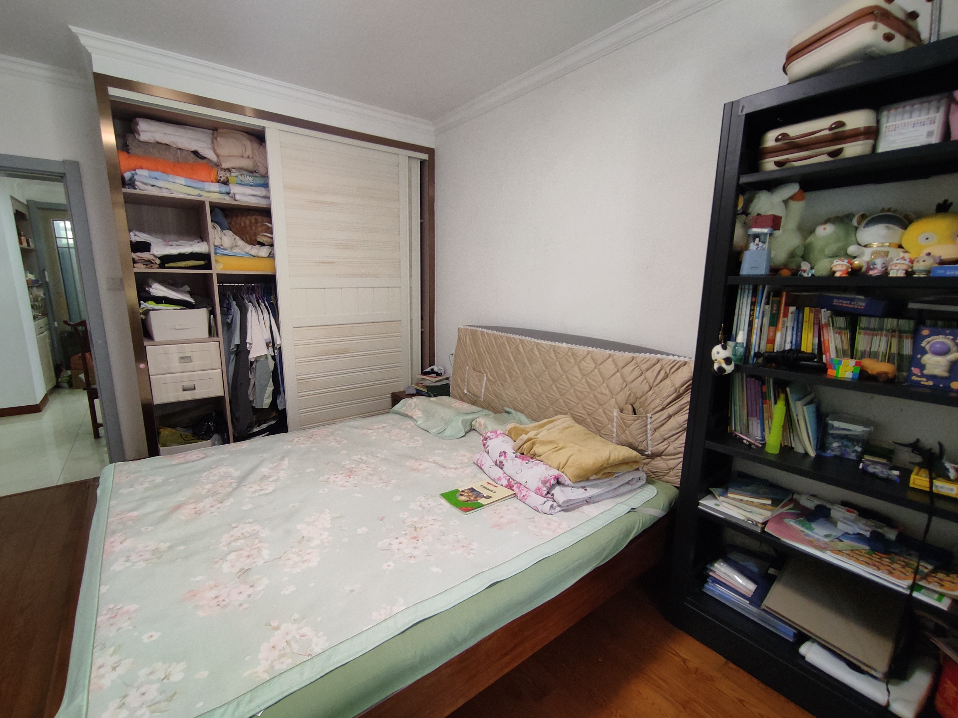 天一裕景苑 3室2厅2卫 132m&sup2;