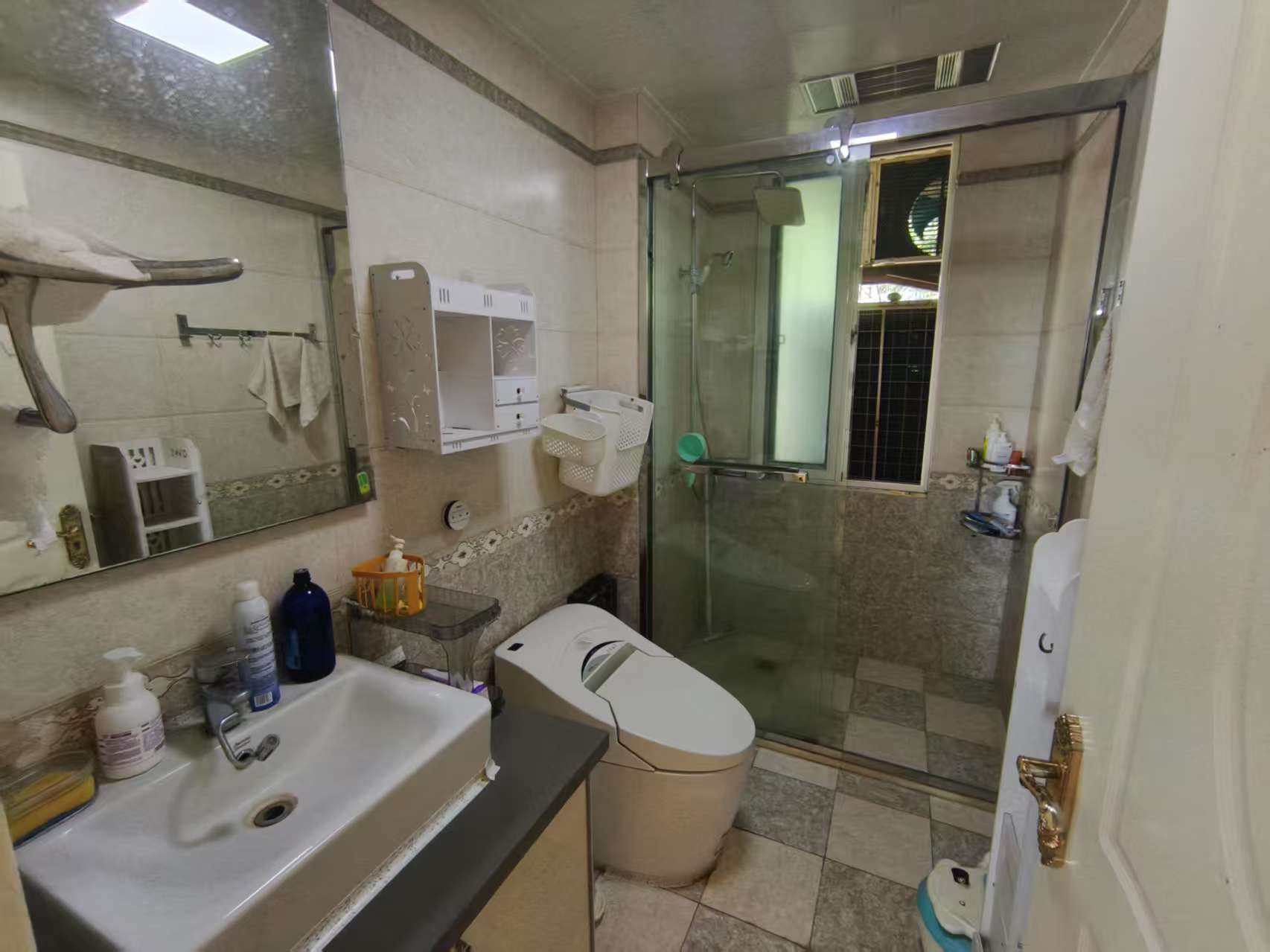 星光耀广场 3室2厅2卫 143.38m&sup2;