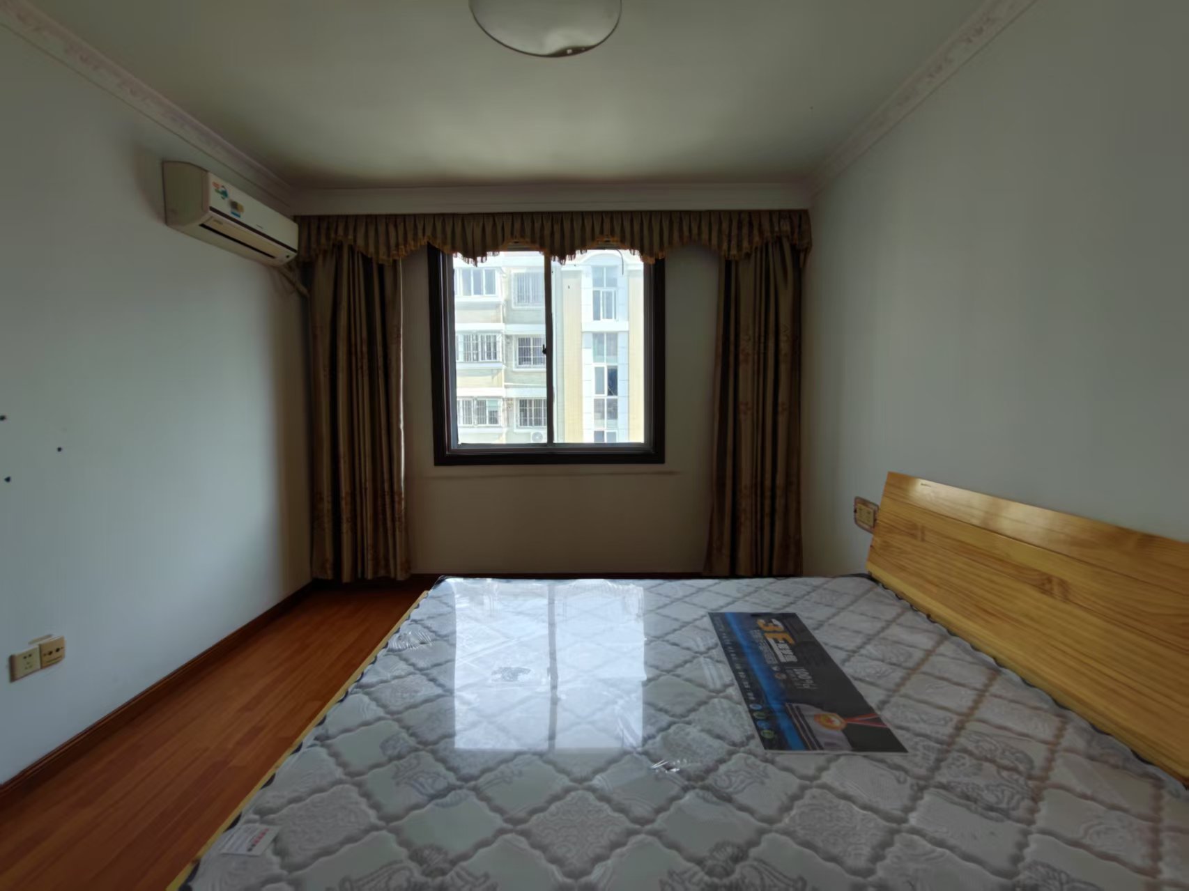 城港新村 2室1厅1卫 62m&sup2;
