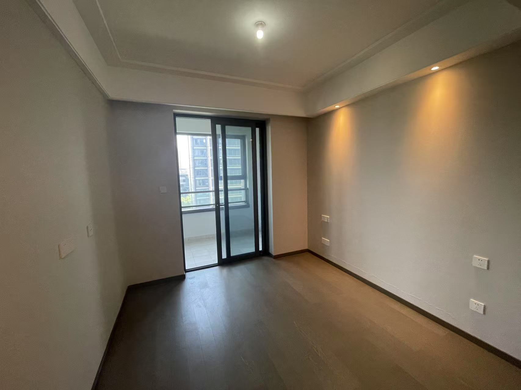 绿城&middot;晓风印月 4室2厅2卫 161.4m&sup2;