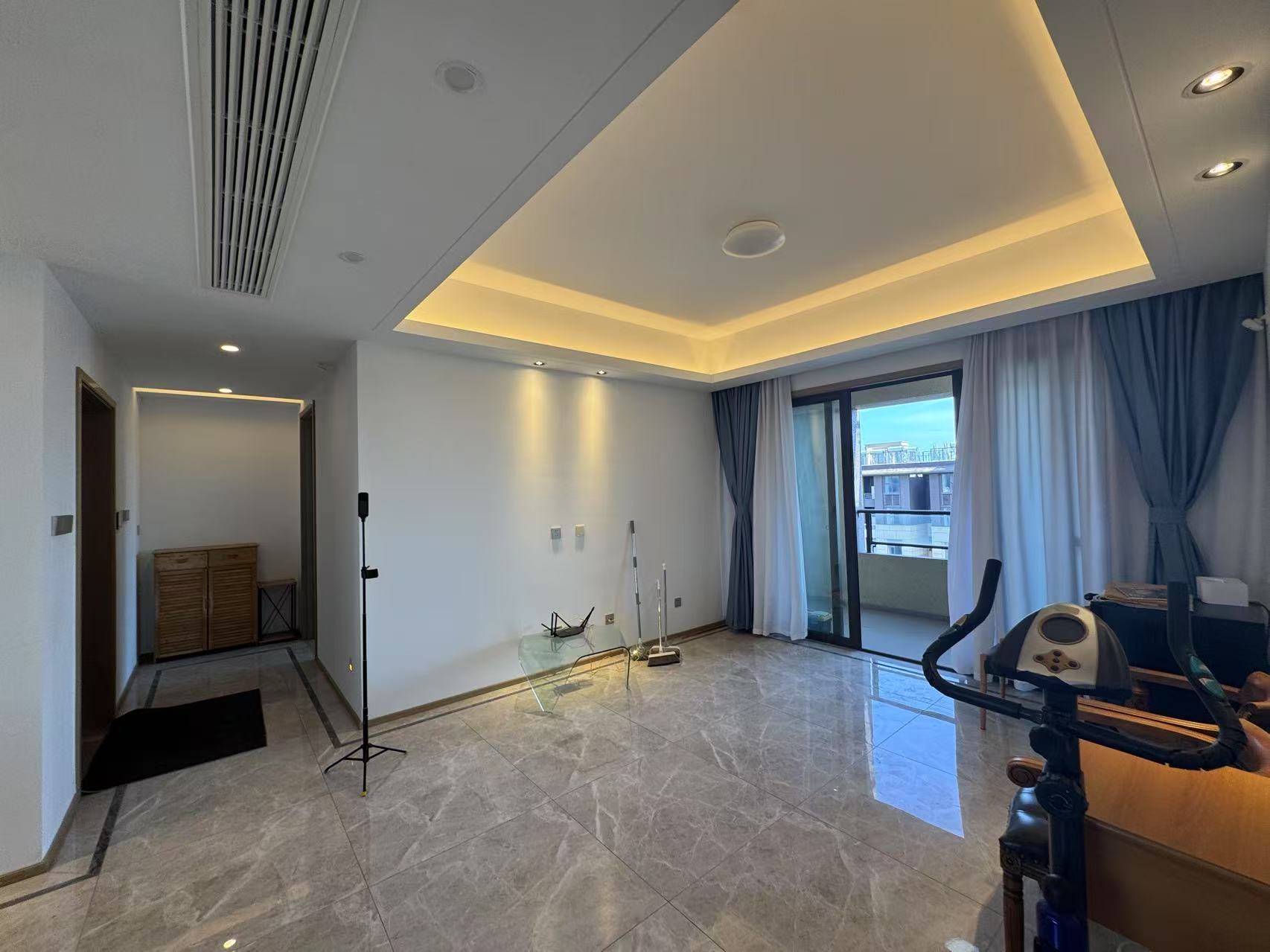 珑府 3室2厅2卫 125m²